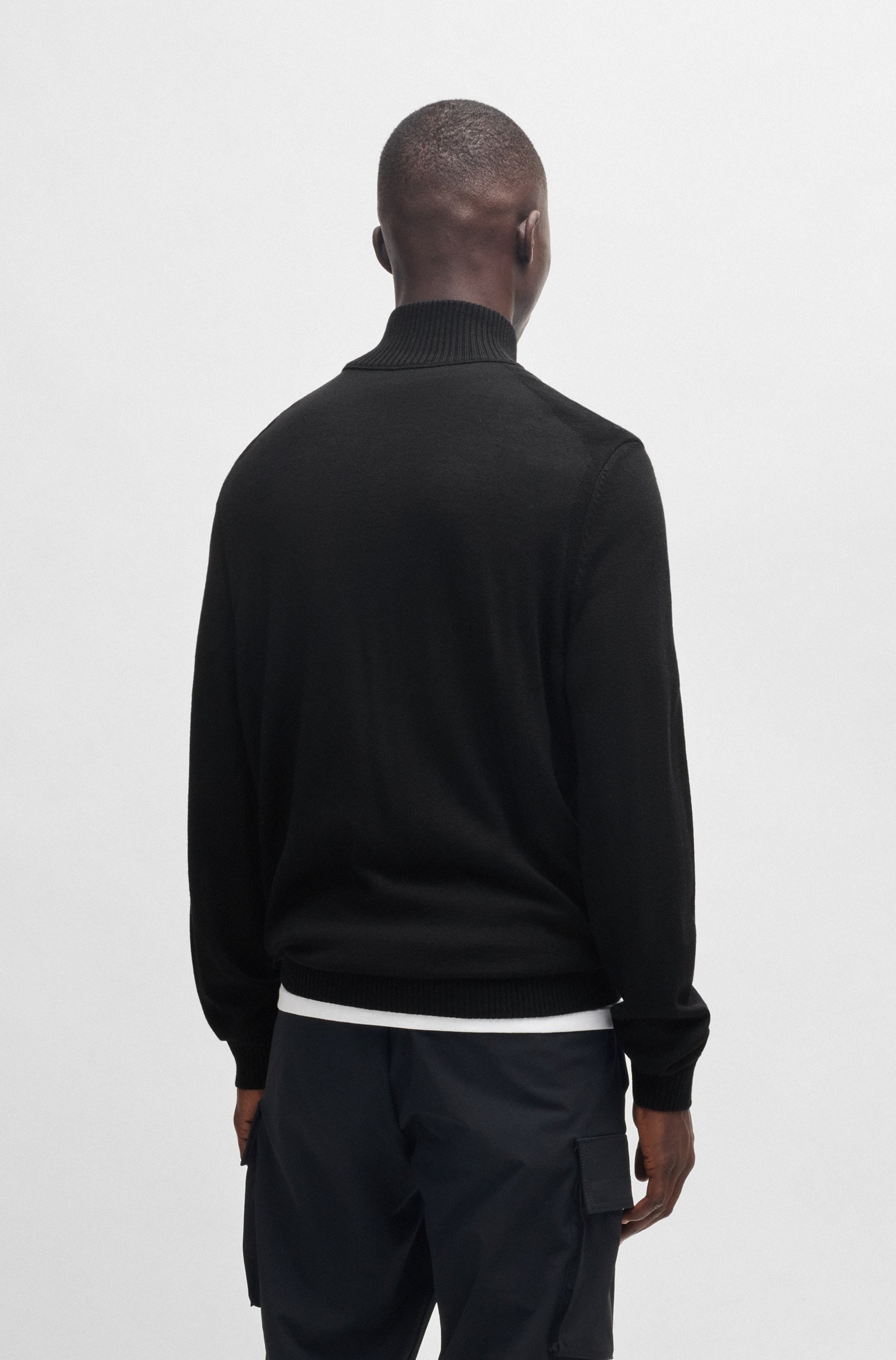 BOSS ORANGE Veste en tricot »Avac« mit Logostickerei auf der Brust