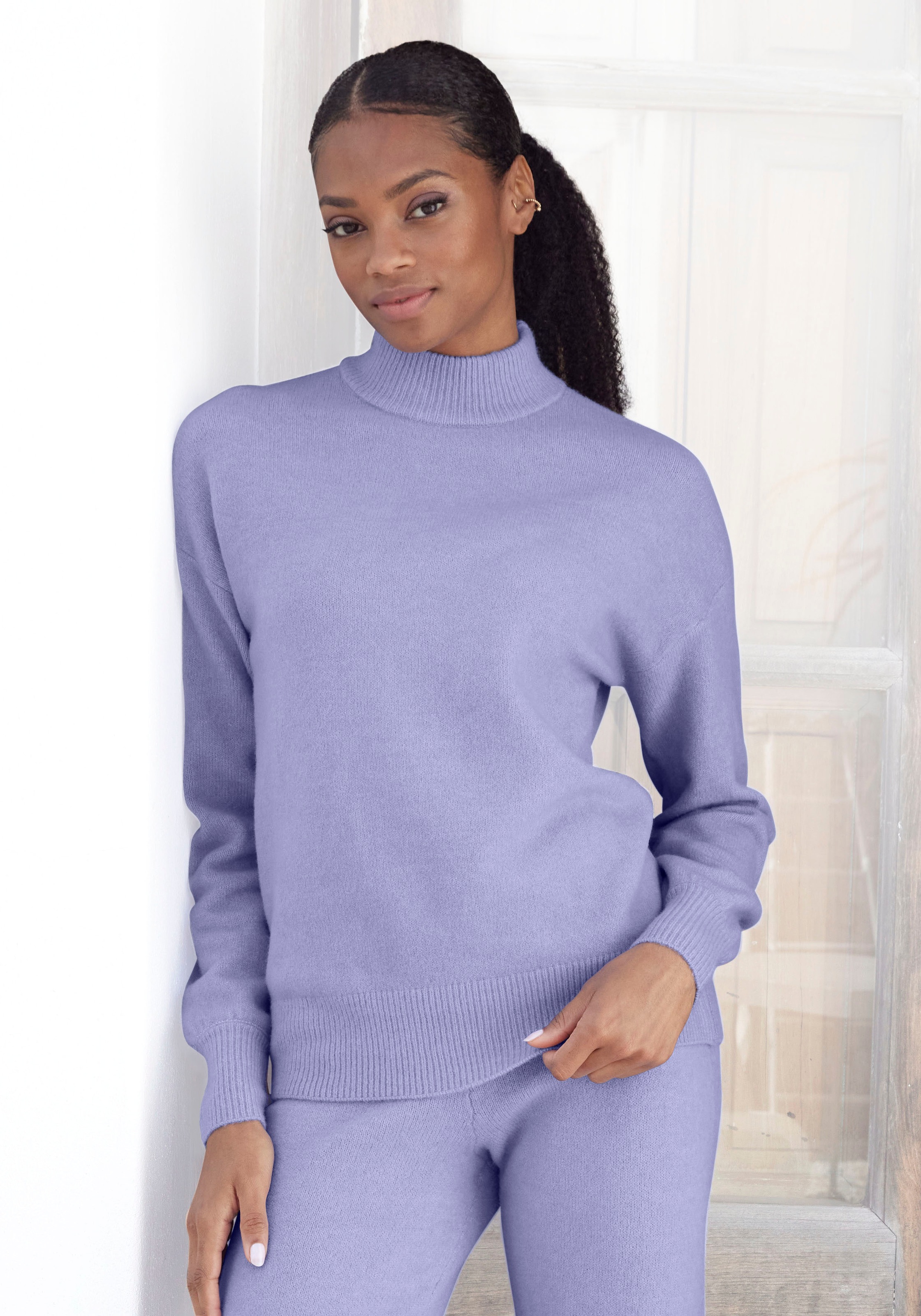 Image of LASCANA Strickpullover mit Stehkragen und Rippbündchen, Loungewear