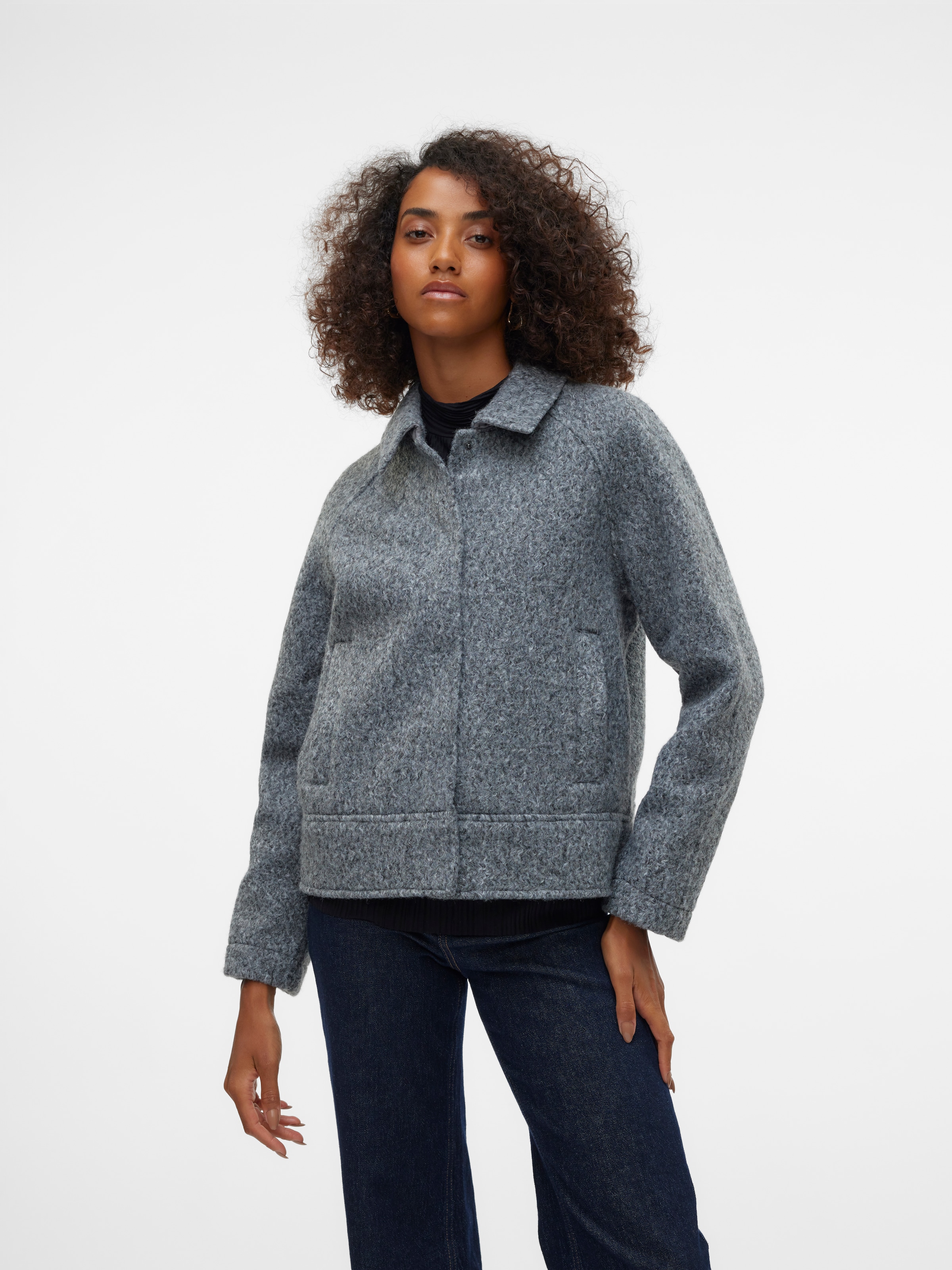 Vero Moda Kurzjacke »VMLARA SHORT JACKET NOOS«