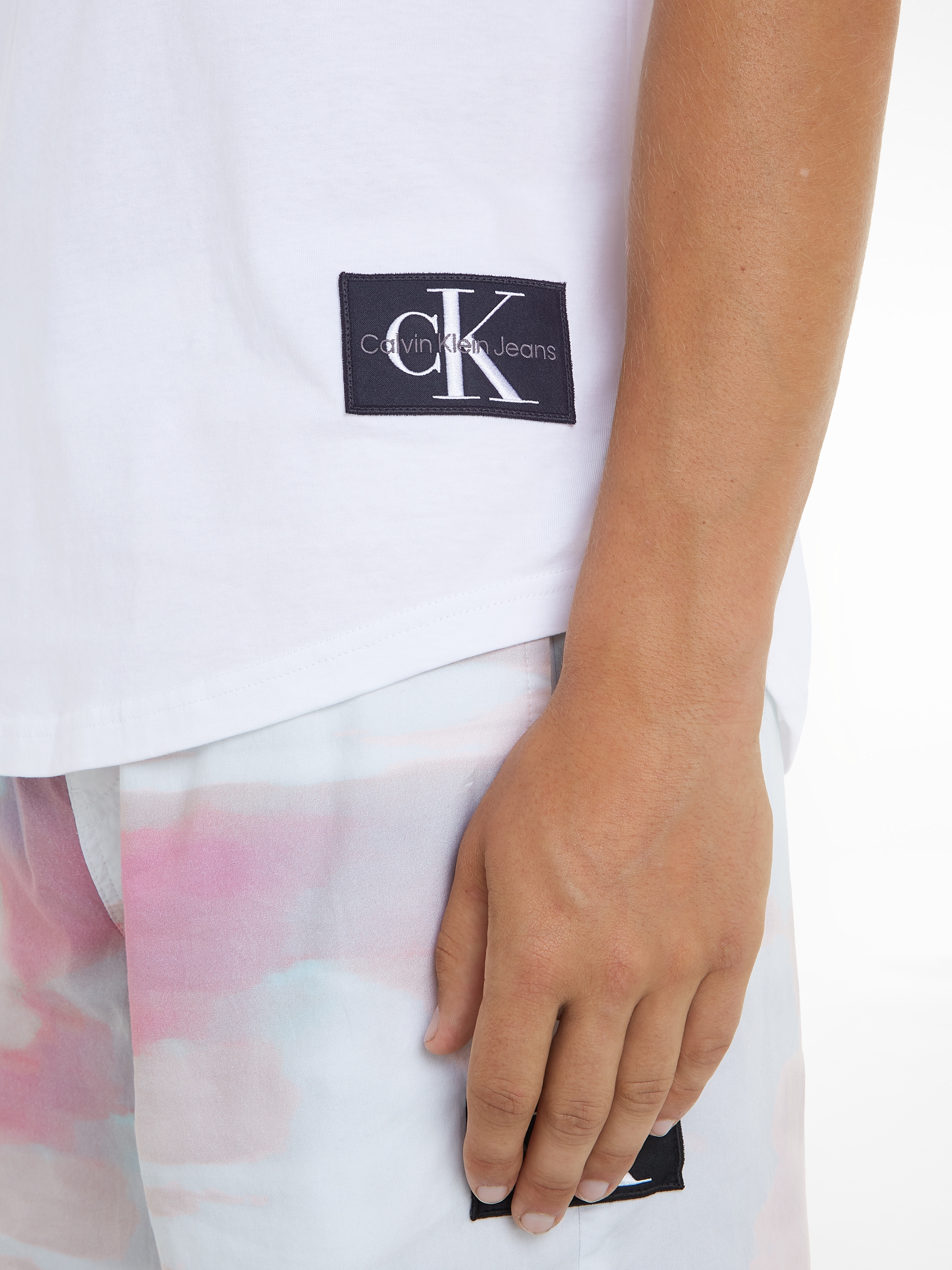 Calvin Klein Jeans T-Shirt »MONOLOGO BADGE TANK«, mit Logopatch