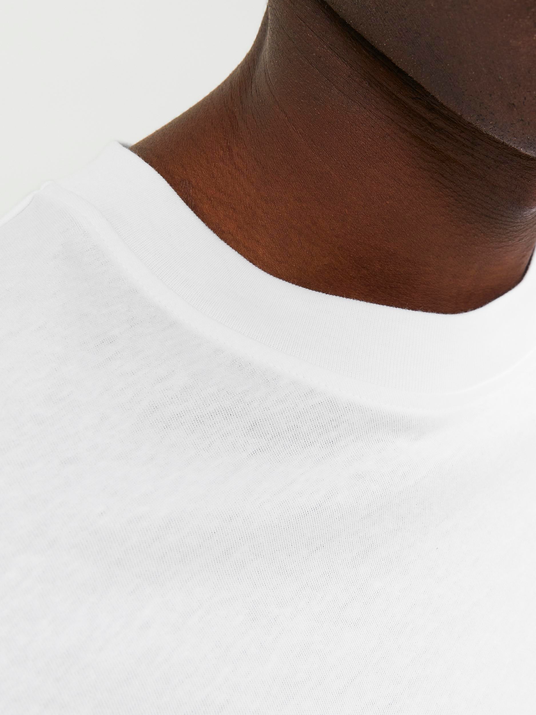 Jack & Jones Oversize-Shirt »JJEBRADLEY TEE SS O-NECK NOOS«, mit Rundhalsausschnitt