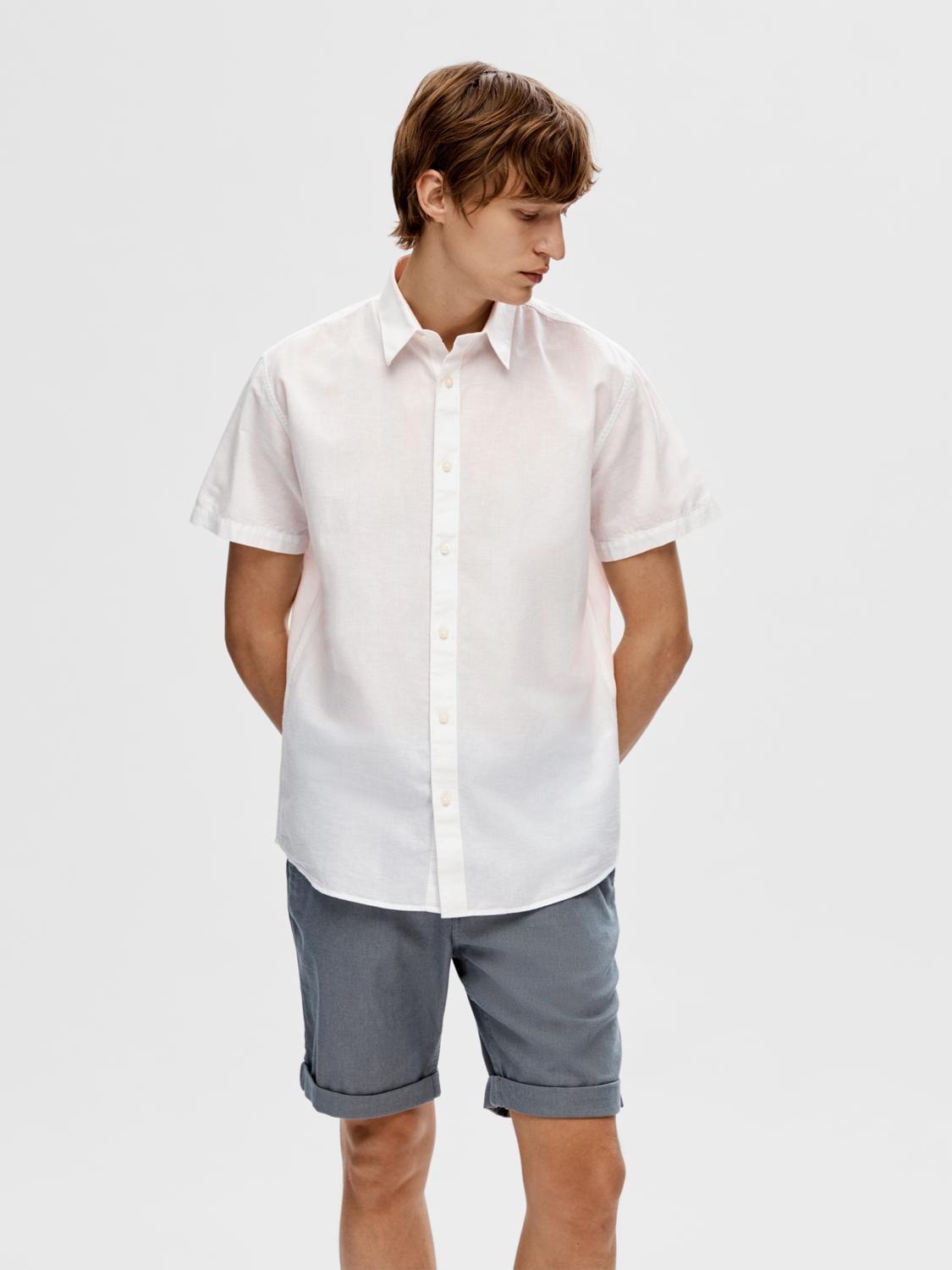 SELECTED HOMME Kurzarmhemd »SLHREG-SUN SHIRT SS NOOS«, mit Leinen