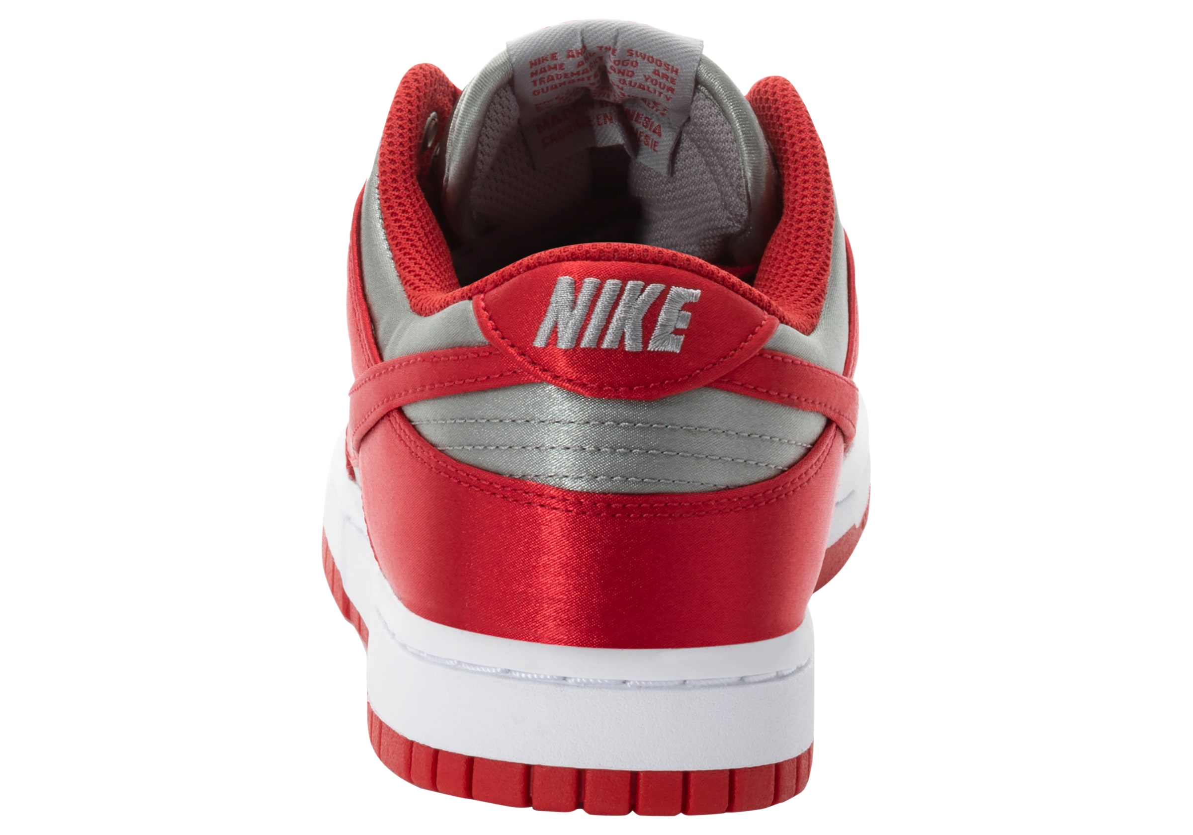 Nike Sportswear Sneaker »W DUNK LOW ESS SNKR«