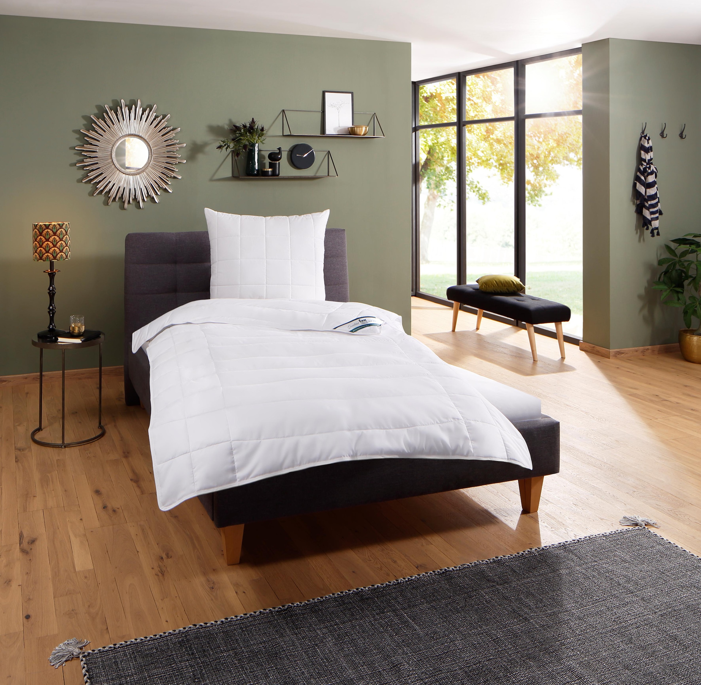 Image of fan Microfaserbettdecke "Komfort Plus, Bettdecke in 135x200 cm und weitere Grössen erhältlich" leicht Füllung 100% Lyocell 1 Stk. tlg. Made in Germany Zu jeder Jahreszeit ideal für Schwitzer