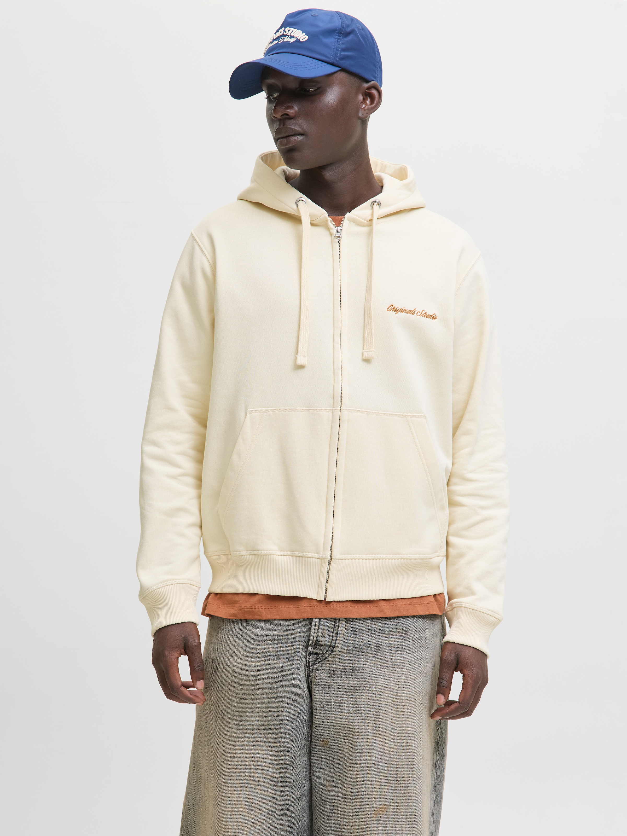 Image of Jack & Jones Kapuzensweatshirt "JORNORREBRO EMB SWEAT ZIP HOOD NOOS", mit Stickerei