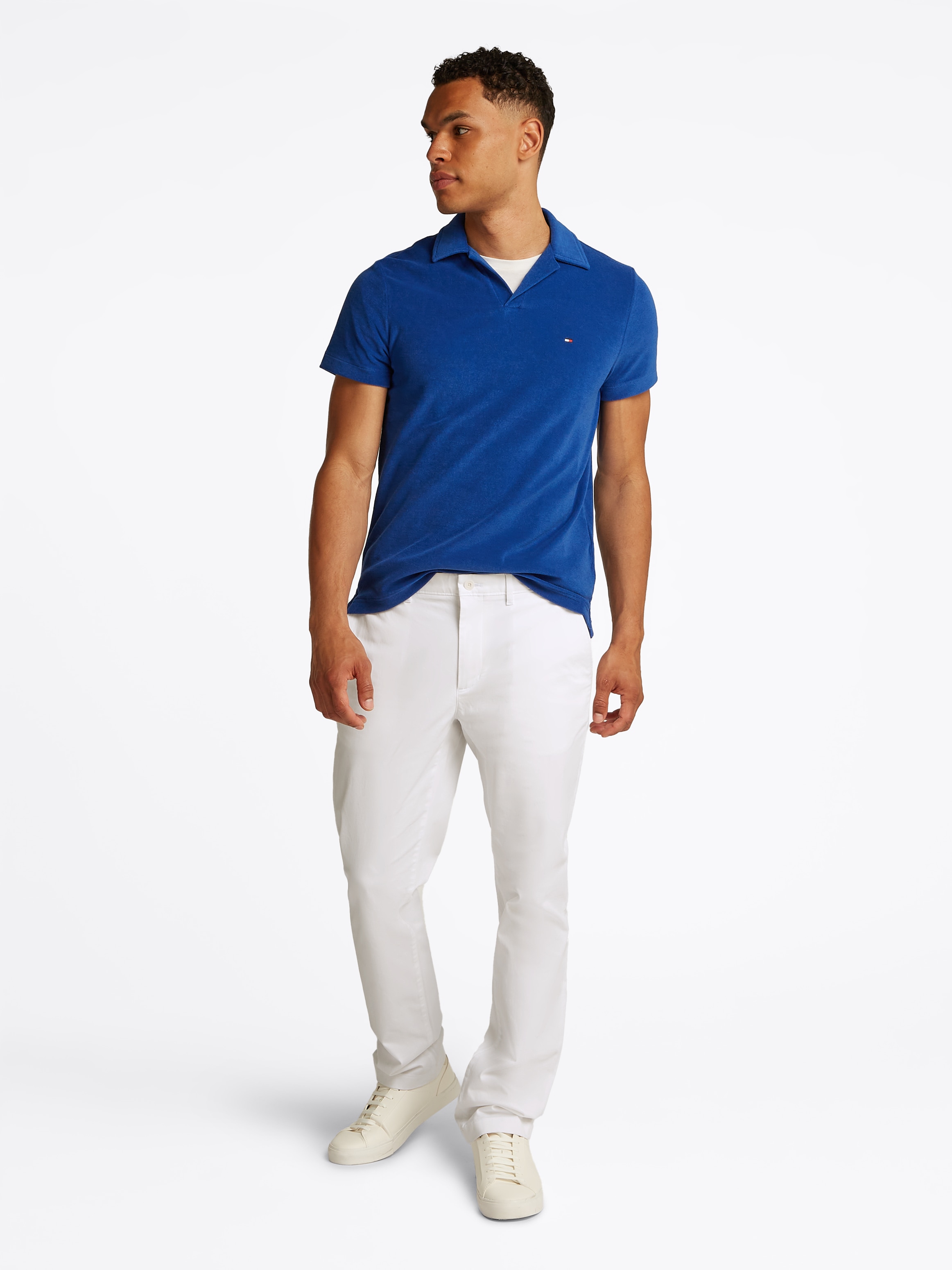 Tommy Hilfiger Chinohose »DENTON CHINO SATIN«  mit Gesässtaschen mit Knopf, Logostickerei