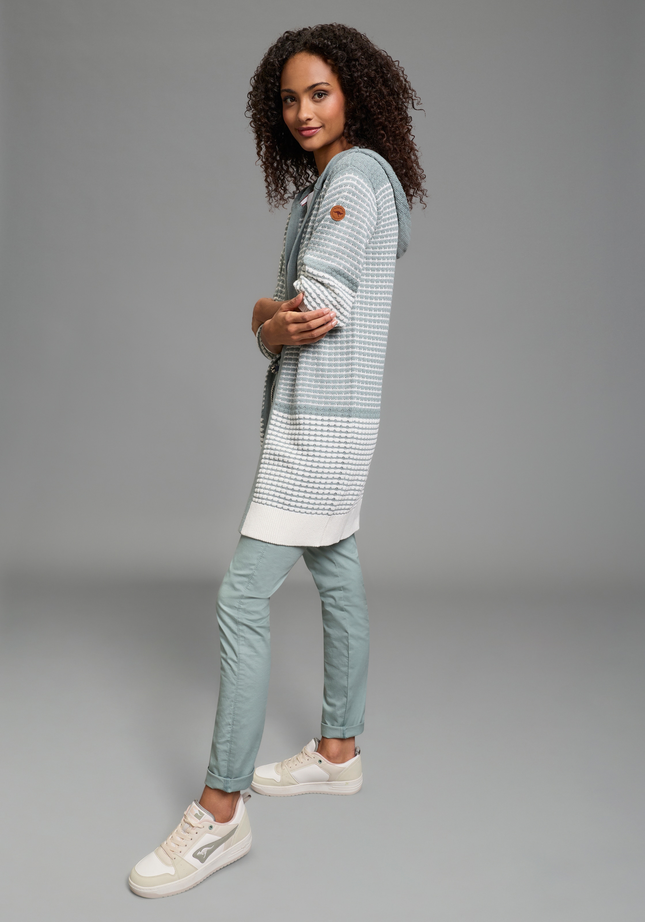 KangaROOS Cardigan à capuche avec design à motifs, forme longue, coupe décontractée, Mini-Me