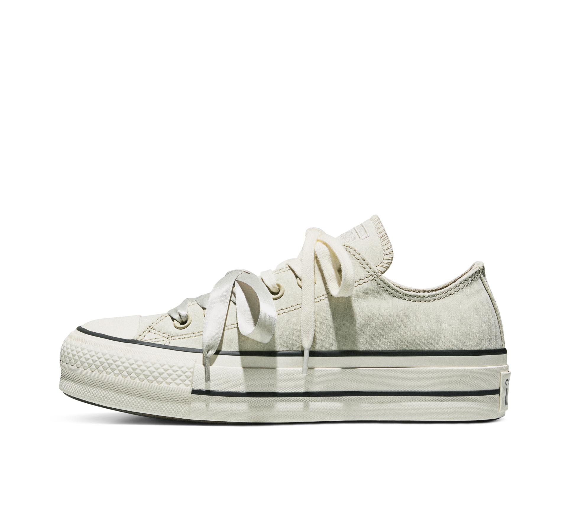 Converse Sneakers »CHUCK TAYLOR ALL STAR LIFT PLATFORM PEACHED CANVAS«  pour tous les jours, semelle profilée, avec lacets