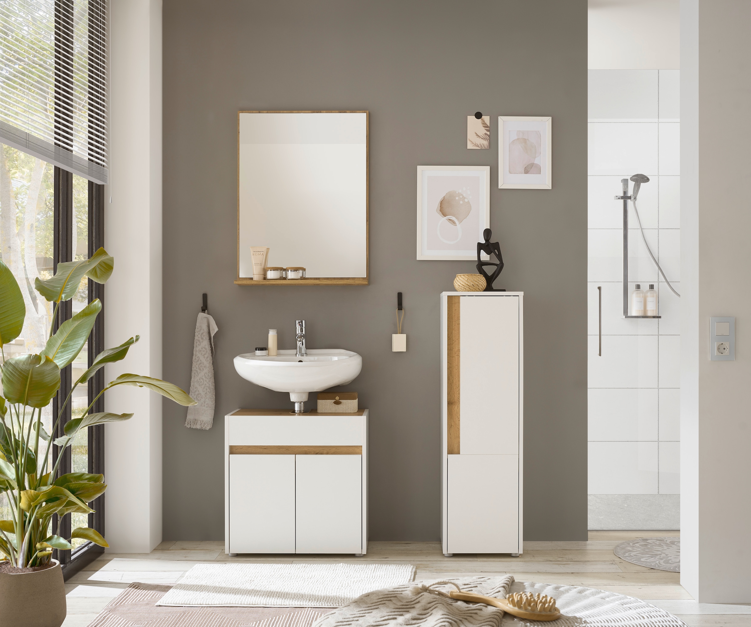 INOSIGN Armoire intermédiaire »CITY/GIRON, Badschrank mit Griffmulde, Hochschrank in zeitlosem Design« in den Farben Weiss und Anthrazit verfügbar, viel Stauraum