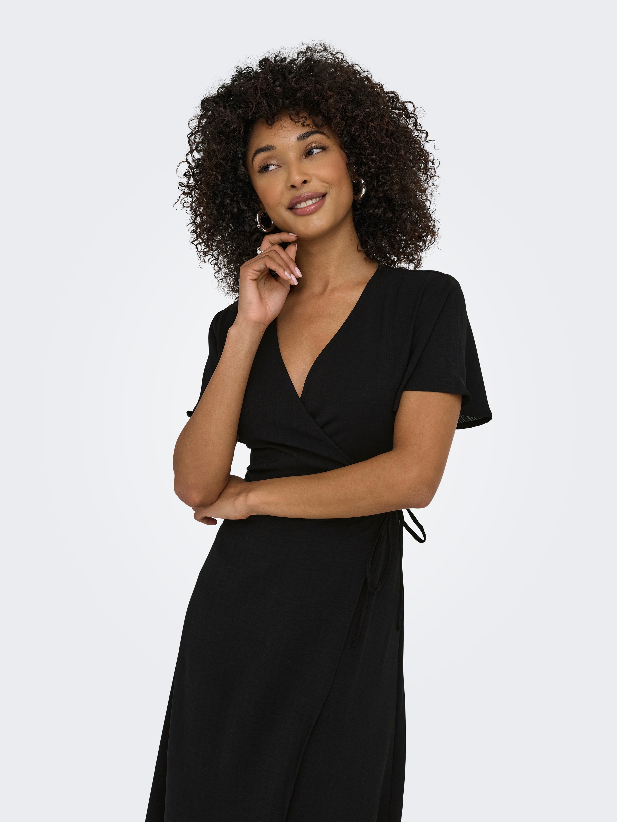 Image of ONLY Wickelkleid "ONLCALI LIFE S/S WRAP DRESS WVN NOOS" Kunstfaser, regular fit, V-Ausschnitt