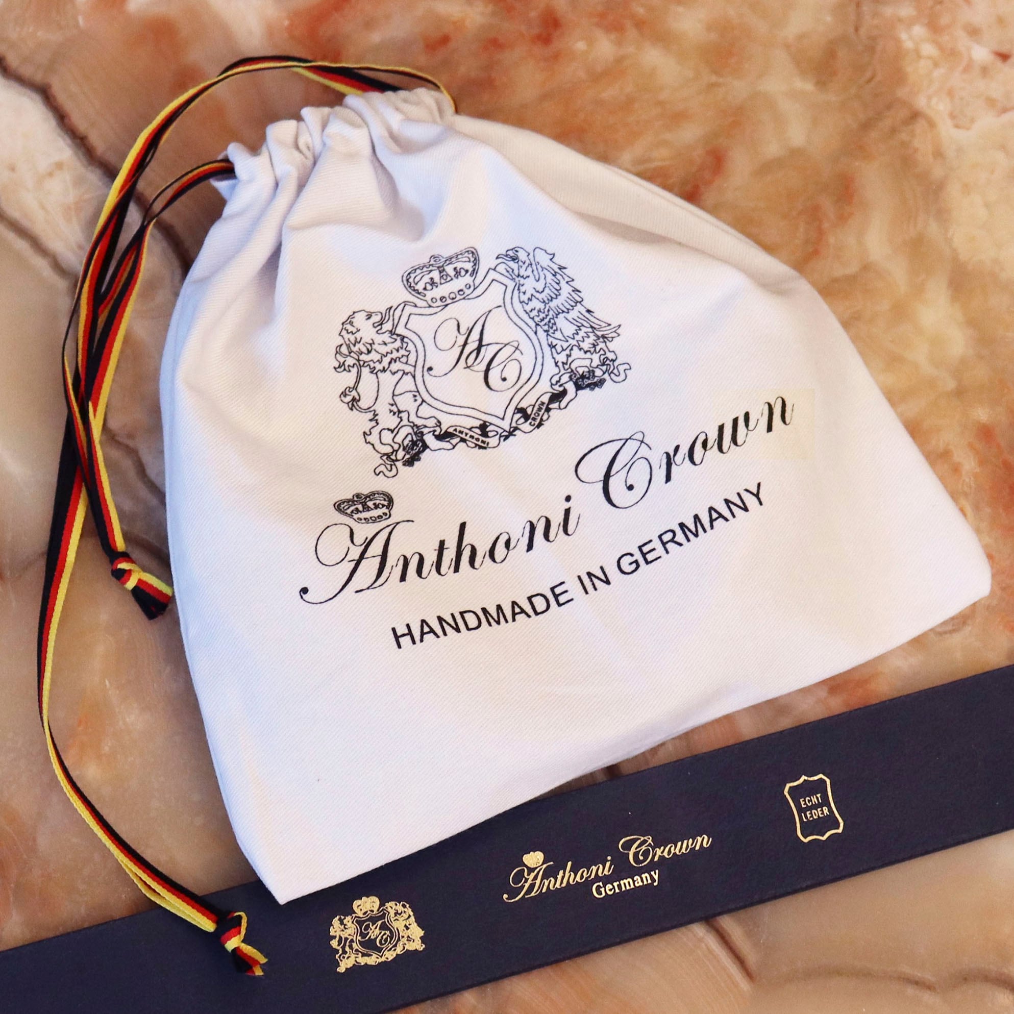 ♕ Anthoni Crown Ledergürtel, mit filigraner silberfarbener Dornschliesse  versandkostenfrei kaufen