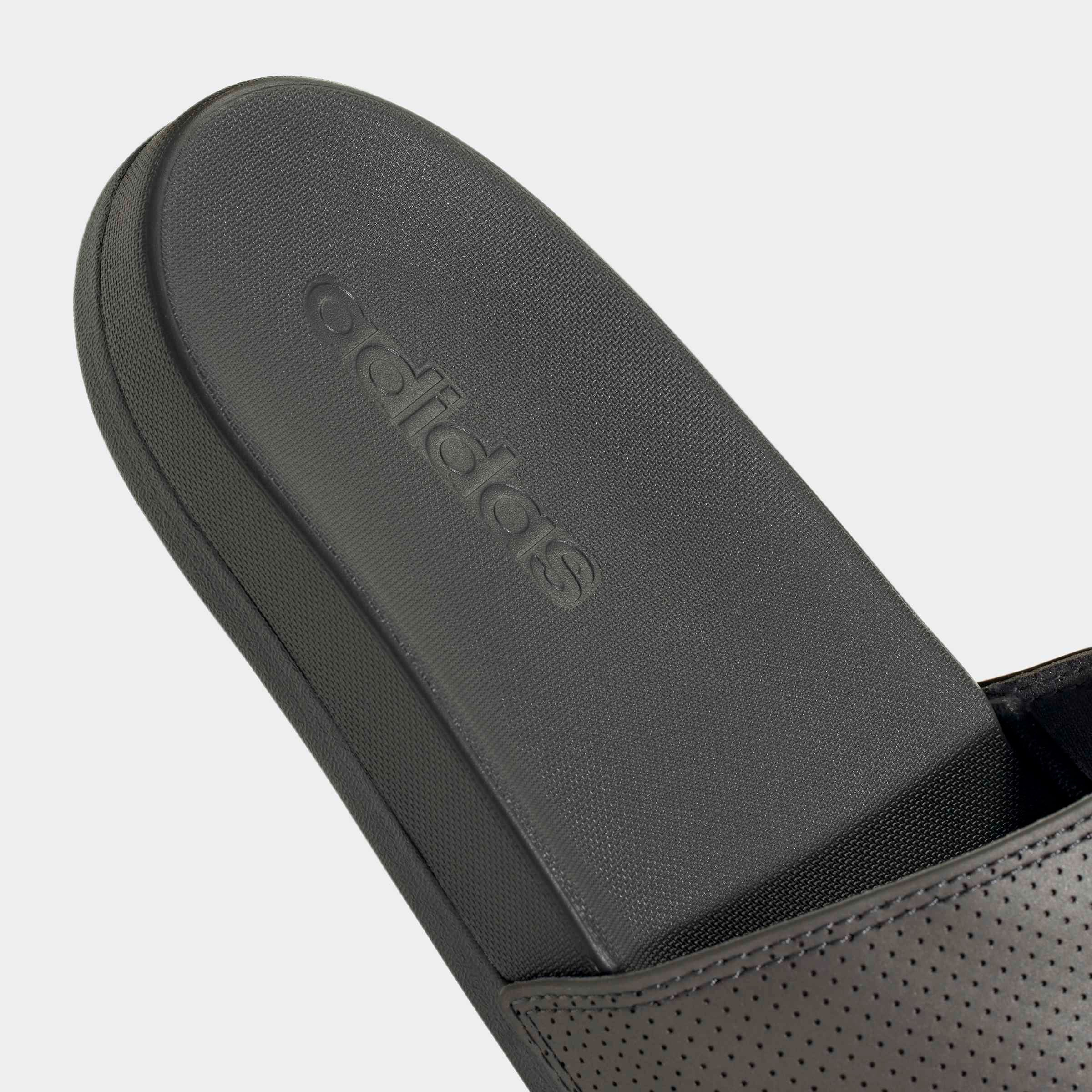 adidas Performance Sandale de bain »ADILETTE COMFORT AUDI REVOLUT F1 TEAM BADESCHLAPPEN«  AUDI F1 Motorsport