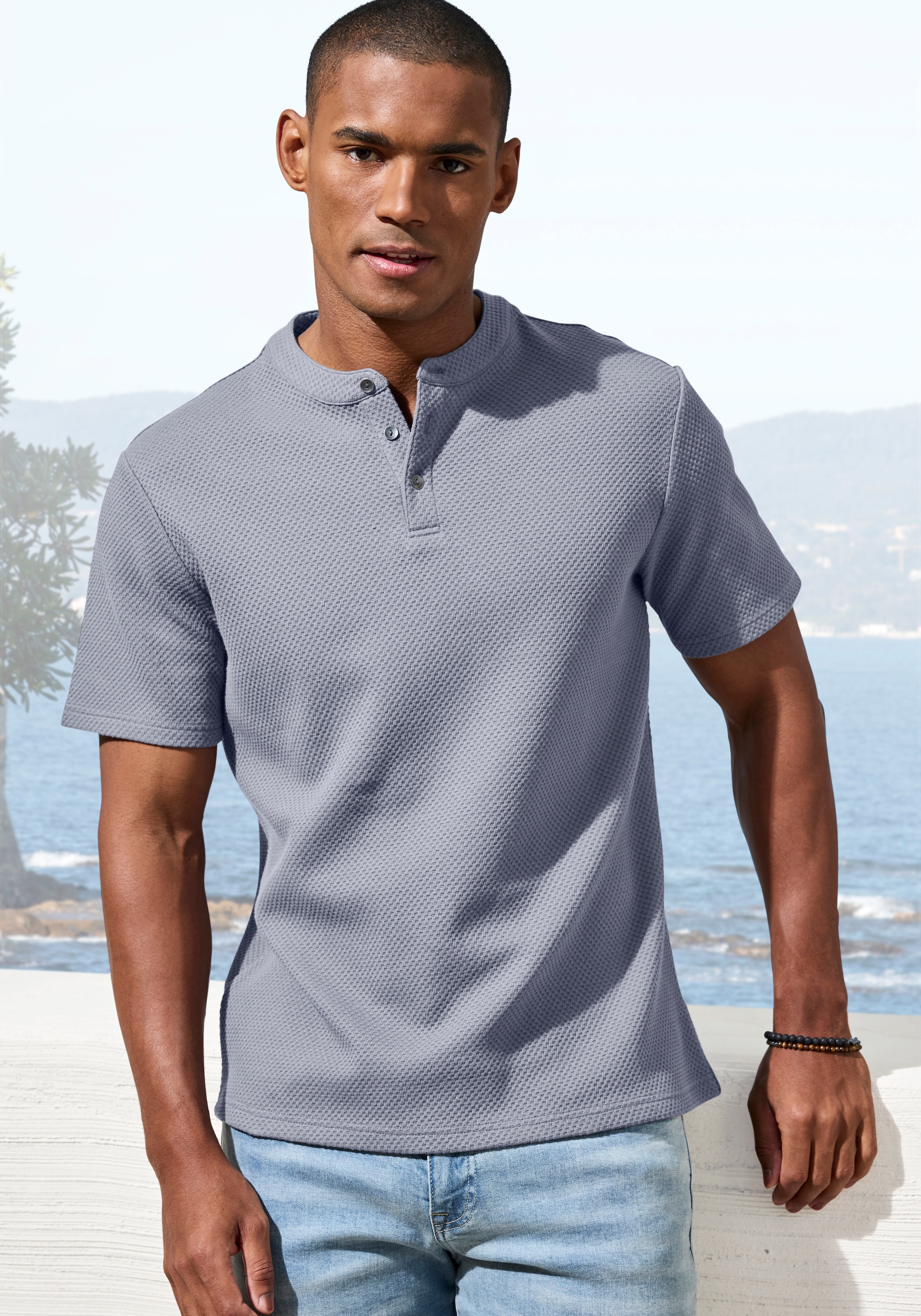 John Devin T-Shirt »Kurzarm-Poloshirt aus Struktur-Qualität« mit modischem Stehkragen und Knopfleiste