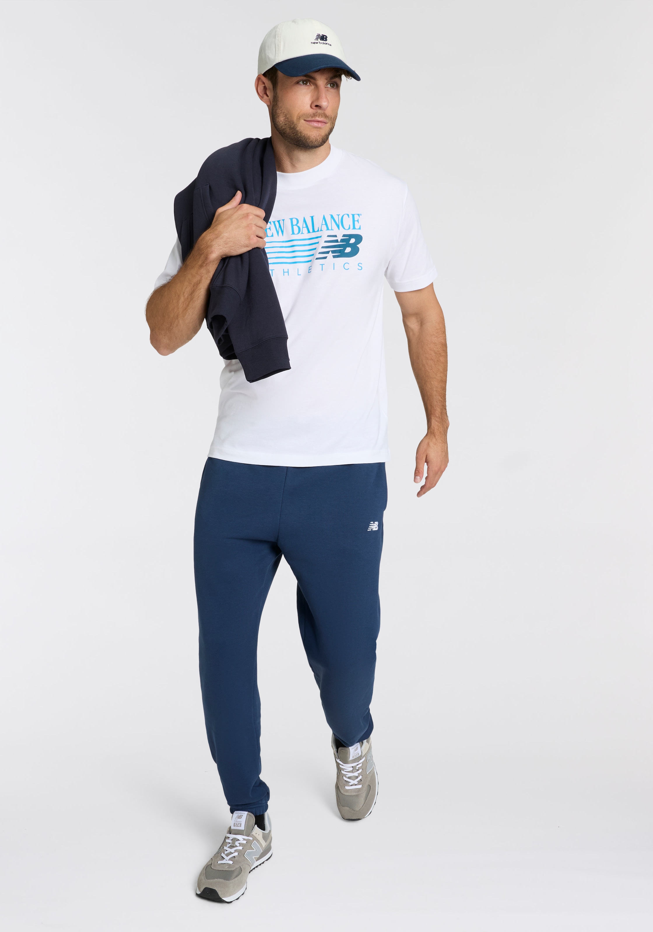New Balance Sweat à capuche »REIMAGINED FLEECE HOODIE«, look sportif, en coton et polyester, coupe classique
