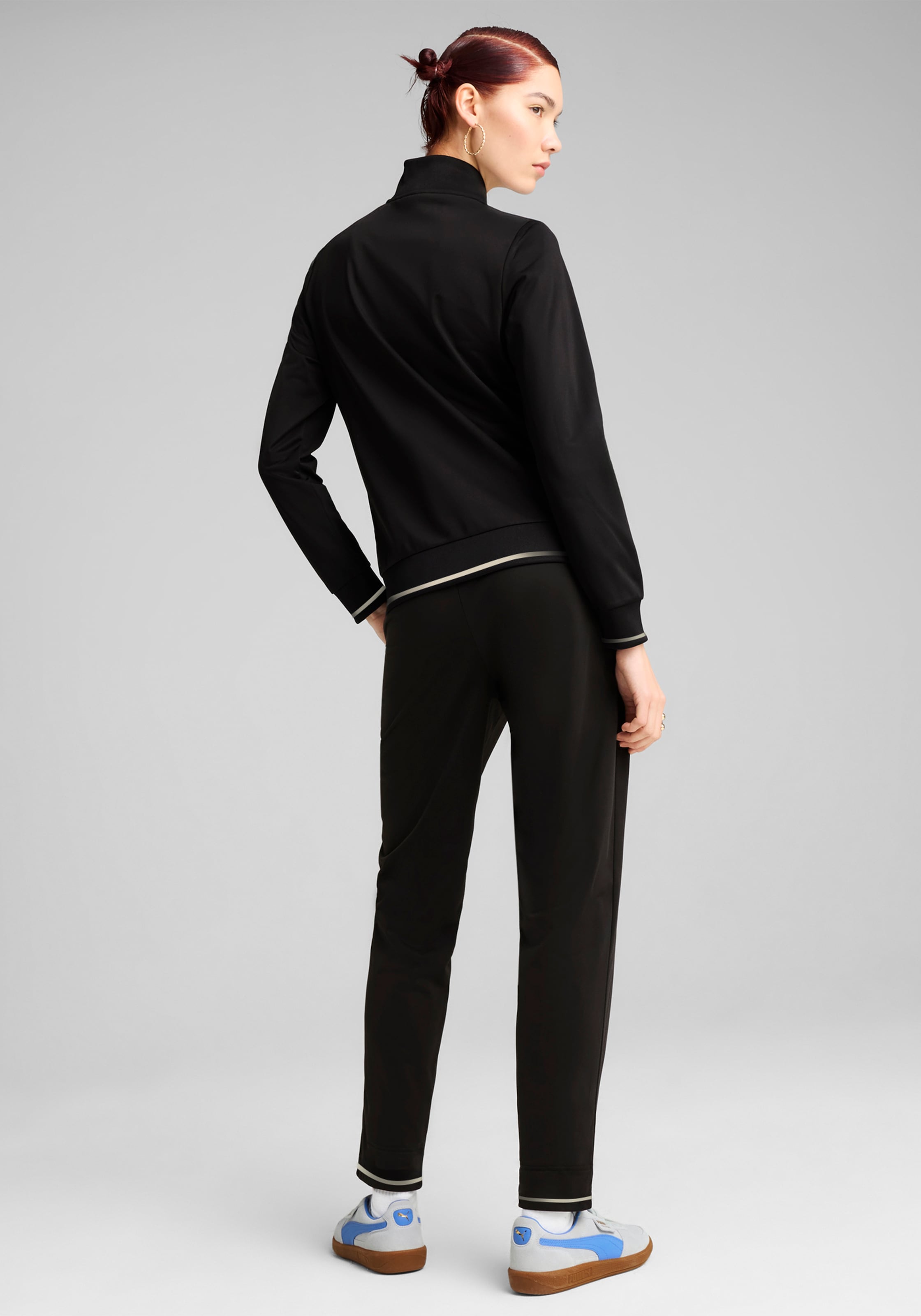 PUMA Trainingsanzug »METALLIC FULL-ZIP TRACKSUIT TR CL« 2 tlg. mit Reissverschluss, ohne Kapuze, aus Sweatware-Material