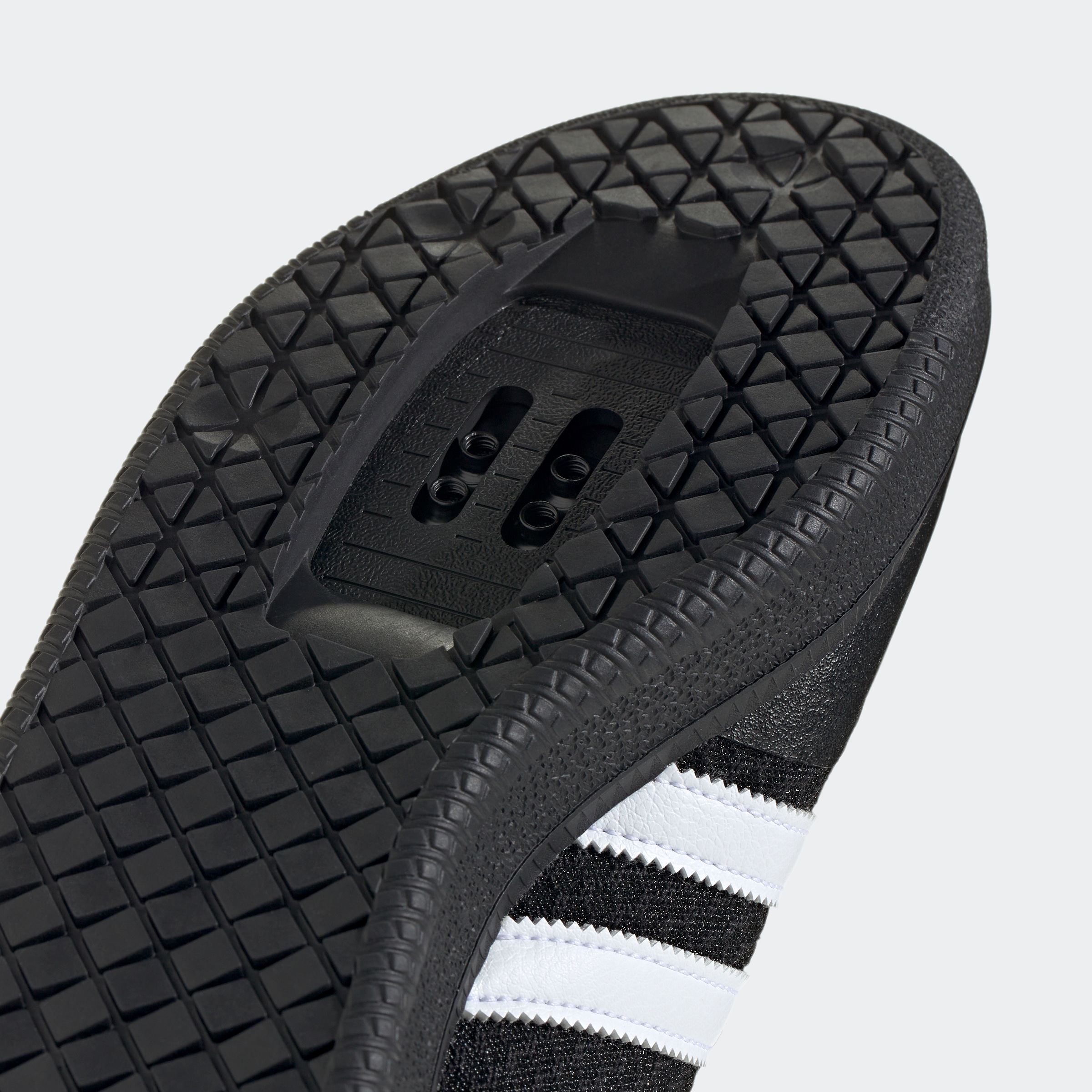 adidas Performance Fahrradschuh »VELOSAMBA COLD.RDY«, inspiriert vom Design des adidas samba