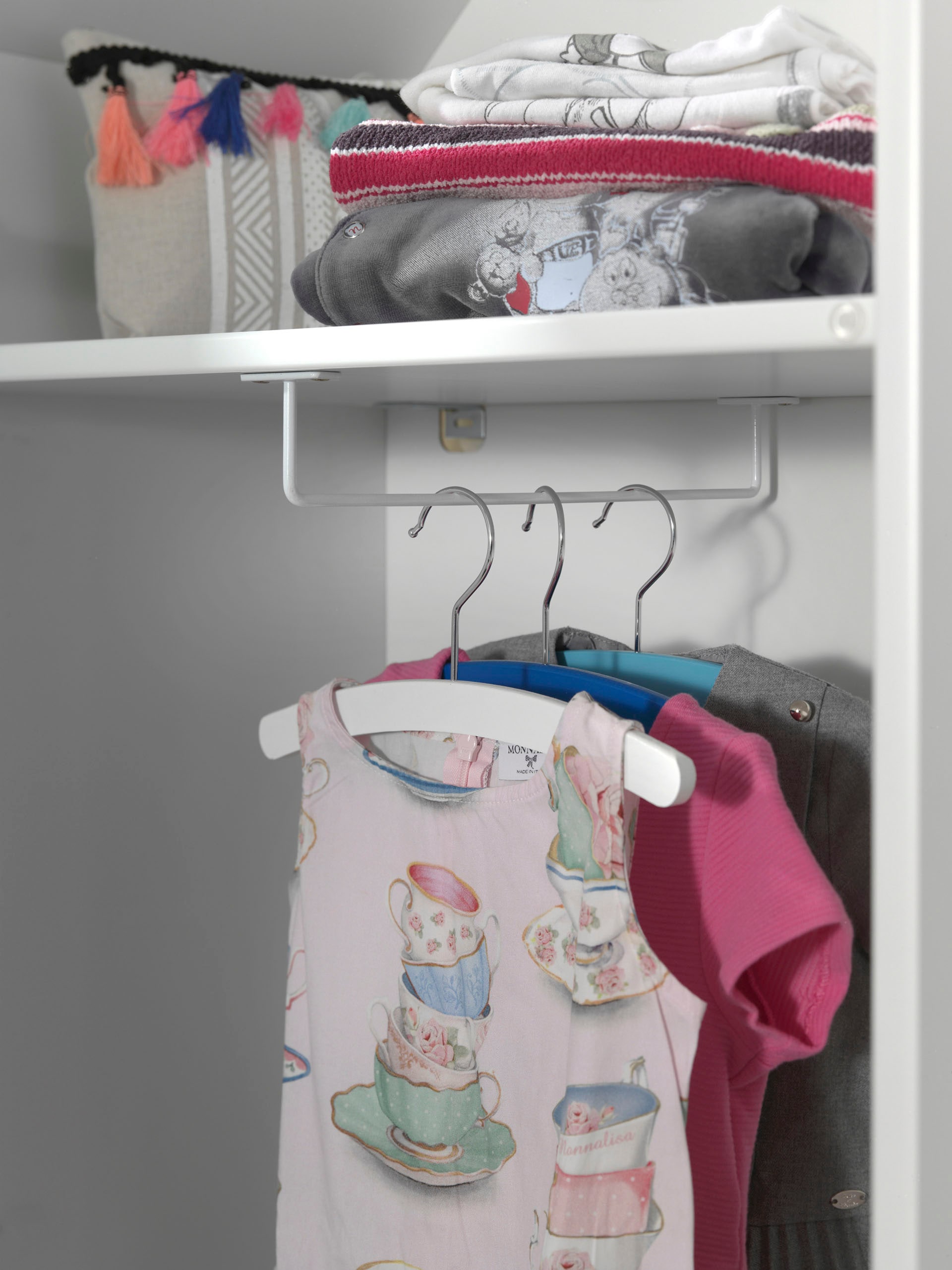 Vipack Kleiderschrank »Casami, mit Soft-Close, viel Stauraum, TOP modern« B/H/T ca. 57,6x171,3x37cm, verschiedene Farben, Strandhaus-Optik,  als Kleider-/Wäscheschrank nutzbar, universell einsetzbar