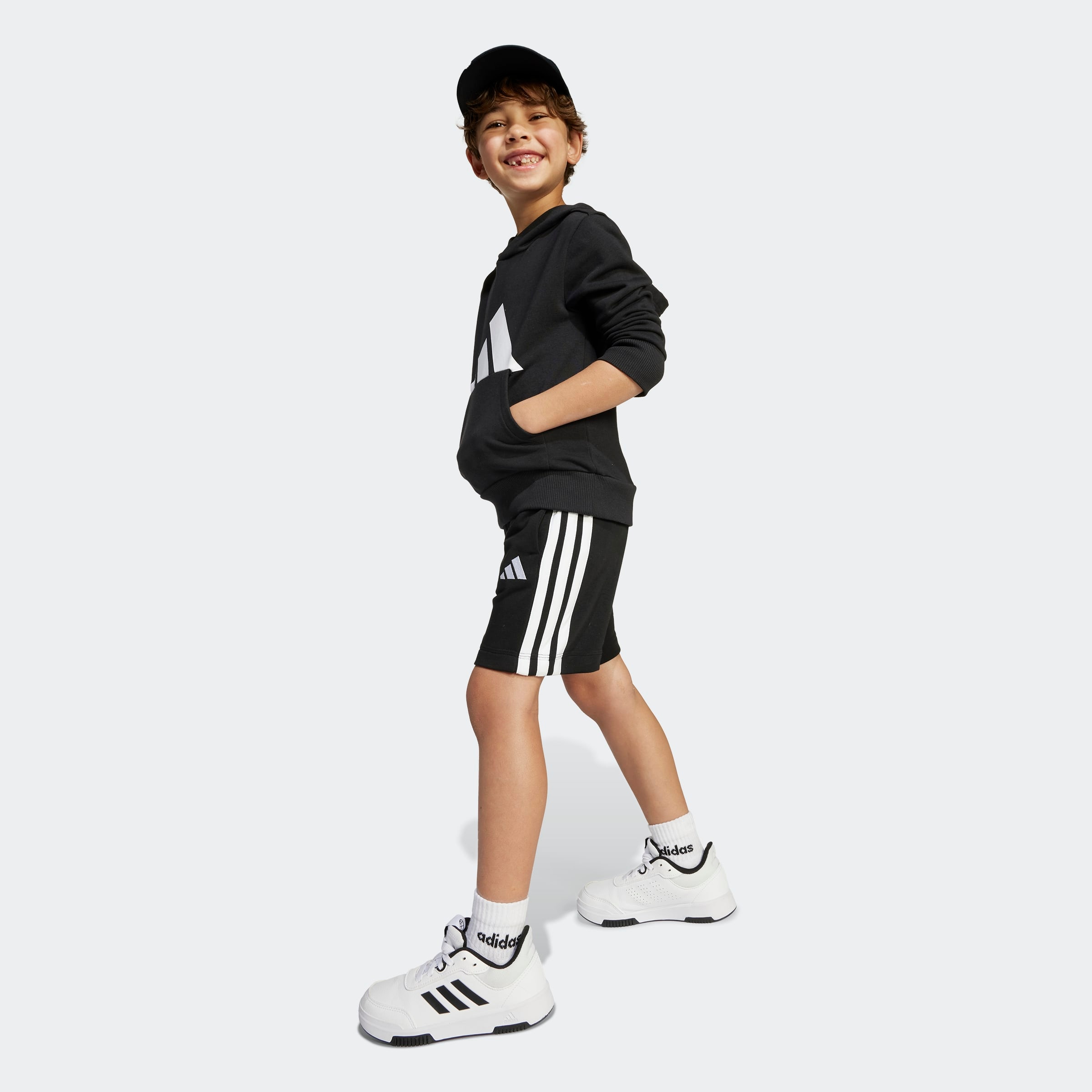 adidas Sportswear Shorts »LK 3S FT SH 220«  für Kinder, mit sportlichen 3-Streifen, aus Baumwolle und Polyester
