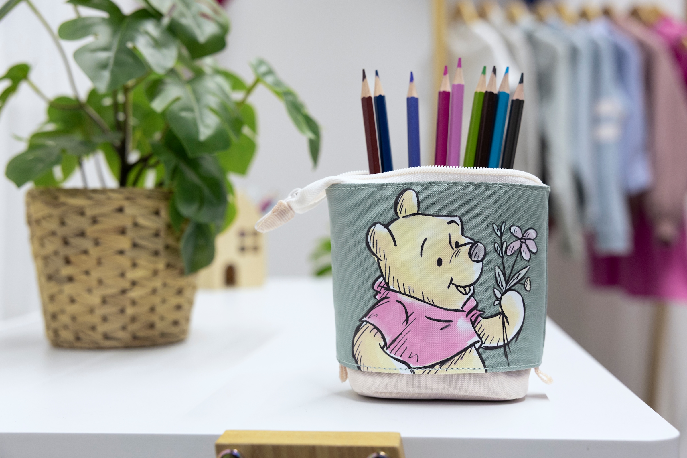 UNDERCOVER Sac à dos pour enfants »Winnie Pooh« incluant carnet A5 et trousse