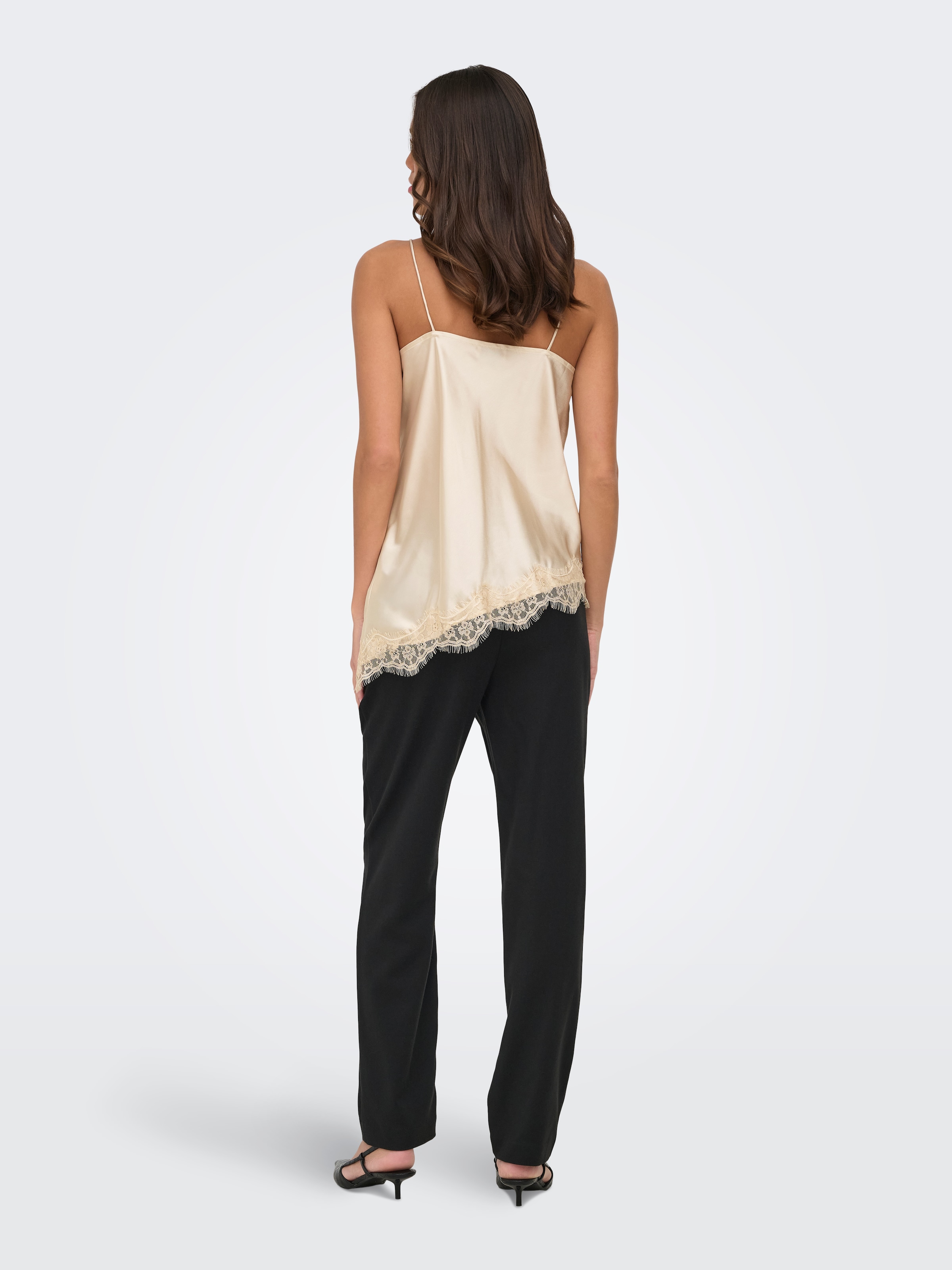 JDY Top à bretelles »JDYFIFI S/L ASYM LACE SINGLET WVN NOOS« Polyester, coupe régulière
