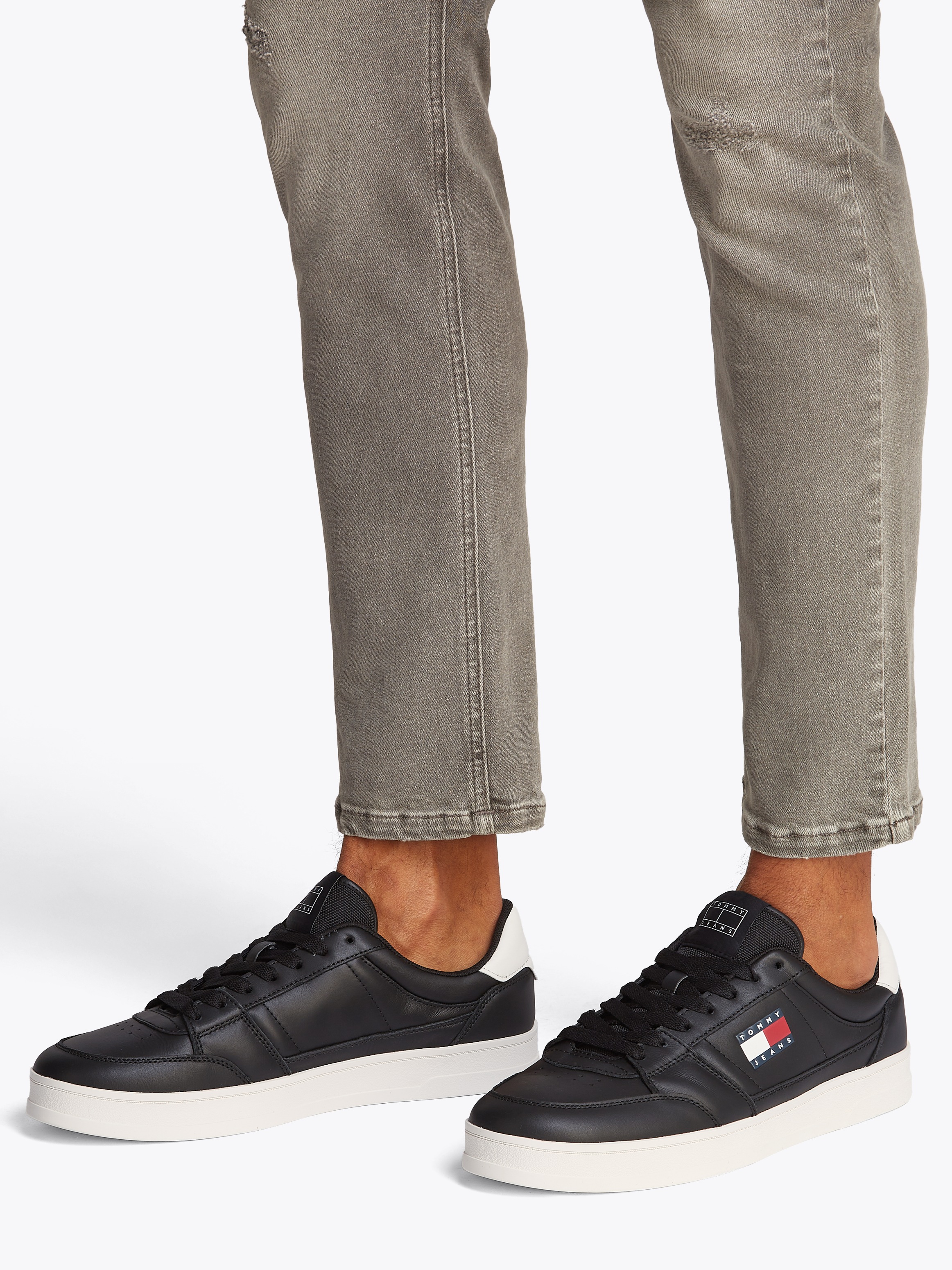 Tommy Jeans Sneakers »TJM THE GREENWICH NEW ESS«  , chaussure de loisirs, chaussure basse, chaussure à lacets style basket