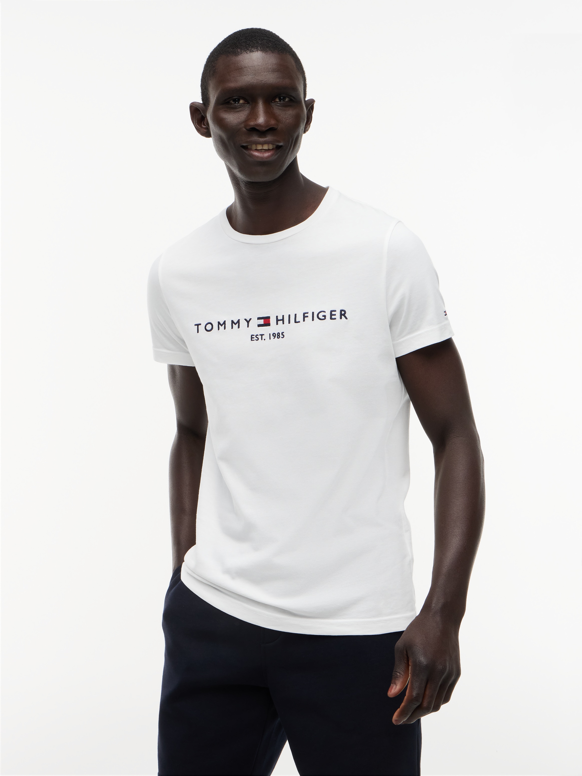 Image of Tommy Hilfiger T-Shirt "TOMMY FLAG HILFIGER TEE" aus Bio-Baumwolle, Regular Fit