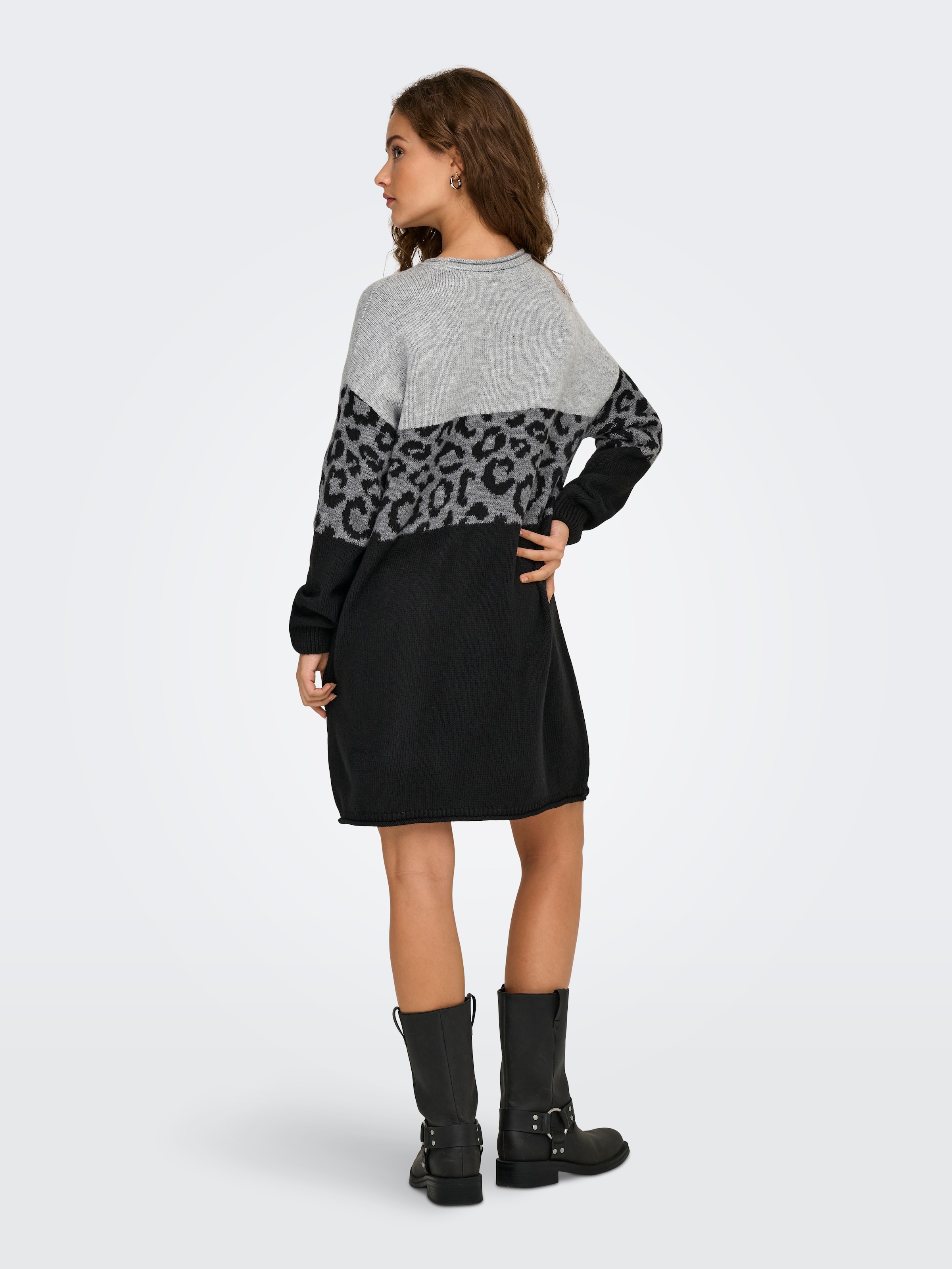 ONLY Robe en tricot »ONLJADE PATTERN LS O-NECK DRESS RP KNT« Kunstfaser, regular fit