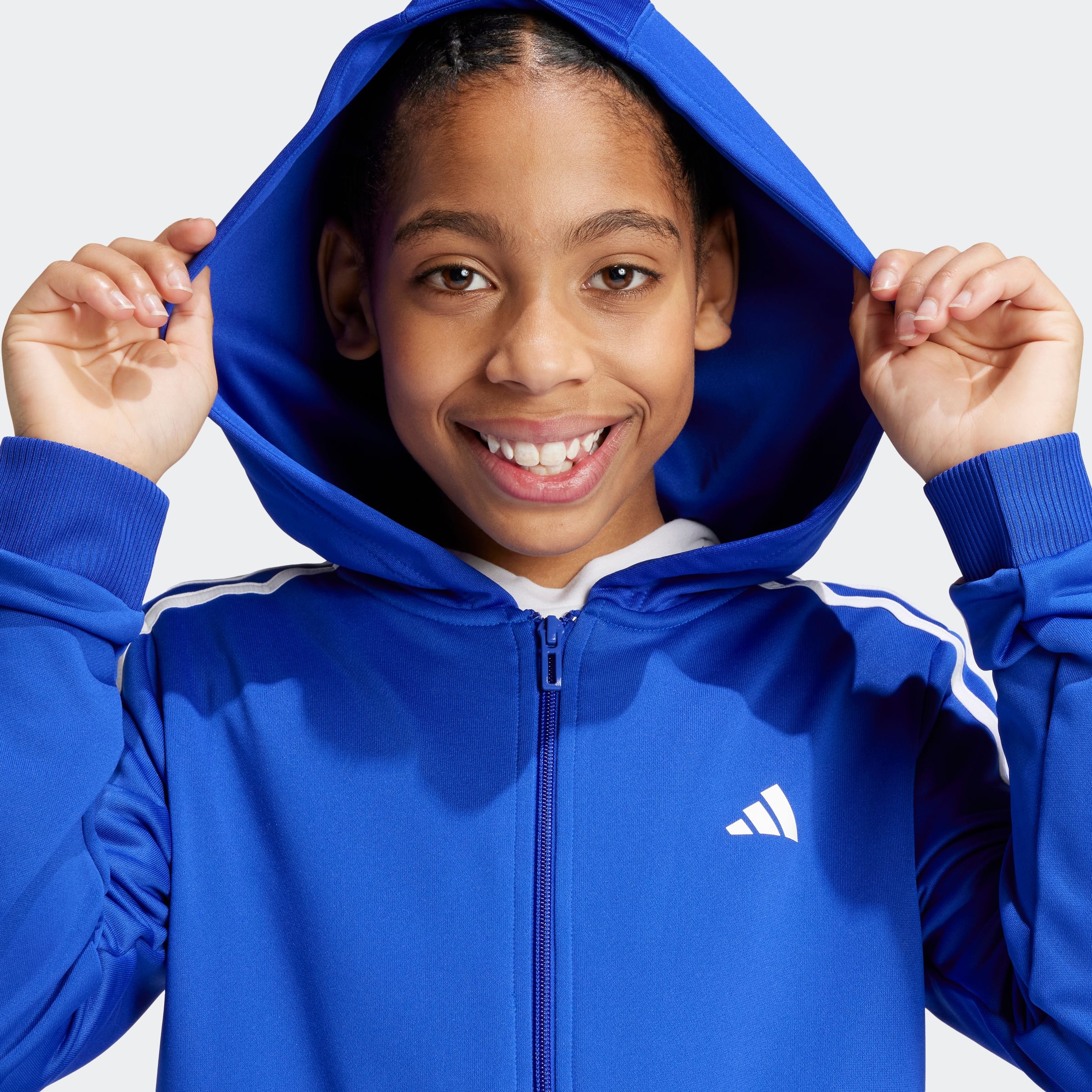adidas Sportswear Trainingsjacke »TRAIN ESSENTIALS AEROREADY 3STREIFEN REGULARFIT KAPUZENJACKE«