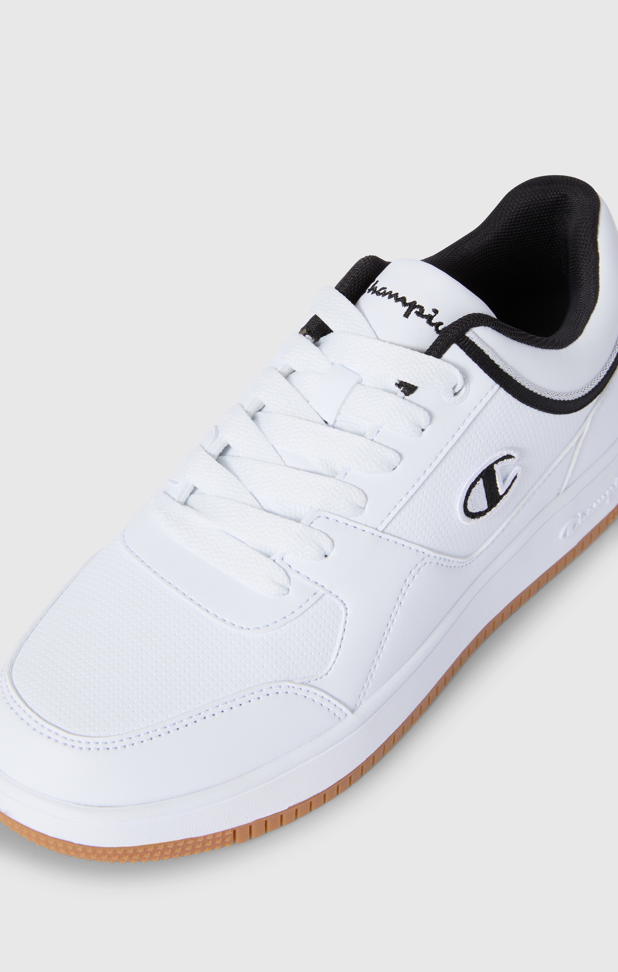 Champion Sneakers »RD18 LOW«  avec semelle en caoutchouc, profil de semelle légèrement structuré