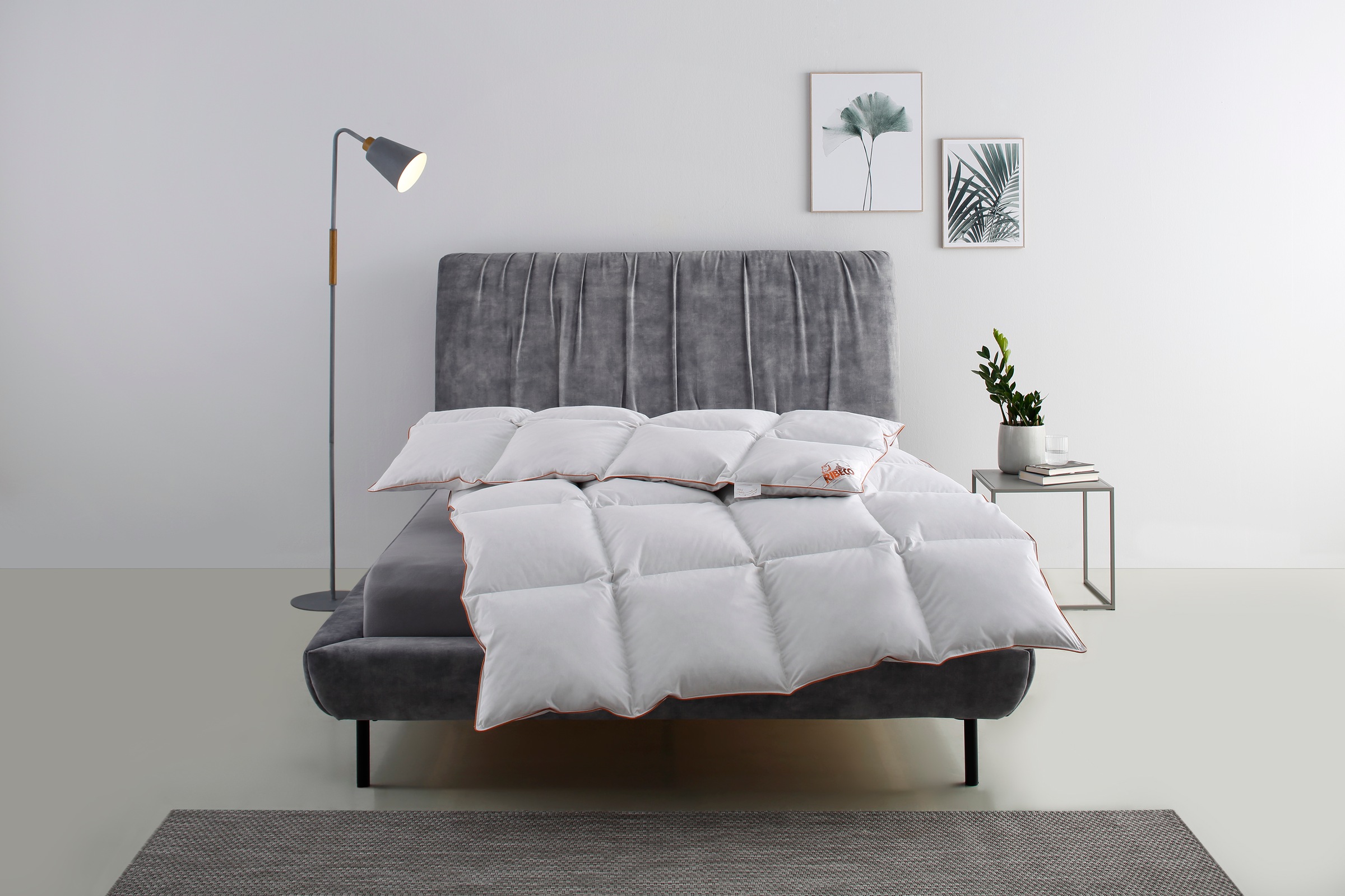 Image of RIBECO Daunenbettdecke "Richard, Bettdecken für Sommer oder Winter, Made in Germany" warm Füllung 90Daune10Federn 1 Stk. tlg. Bettdecke 135x200 cm, 155x220 cm und weitere Grössen, Decke