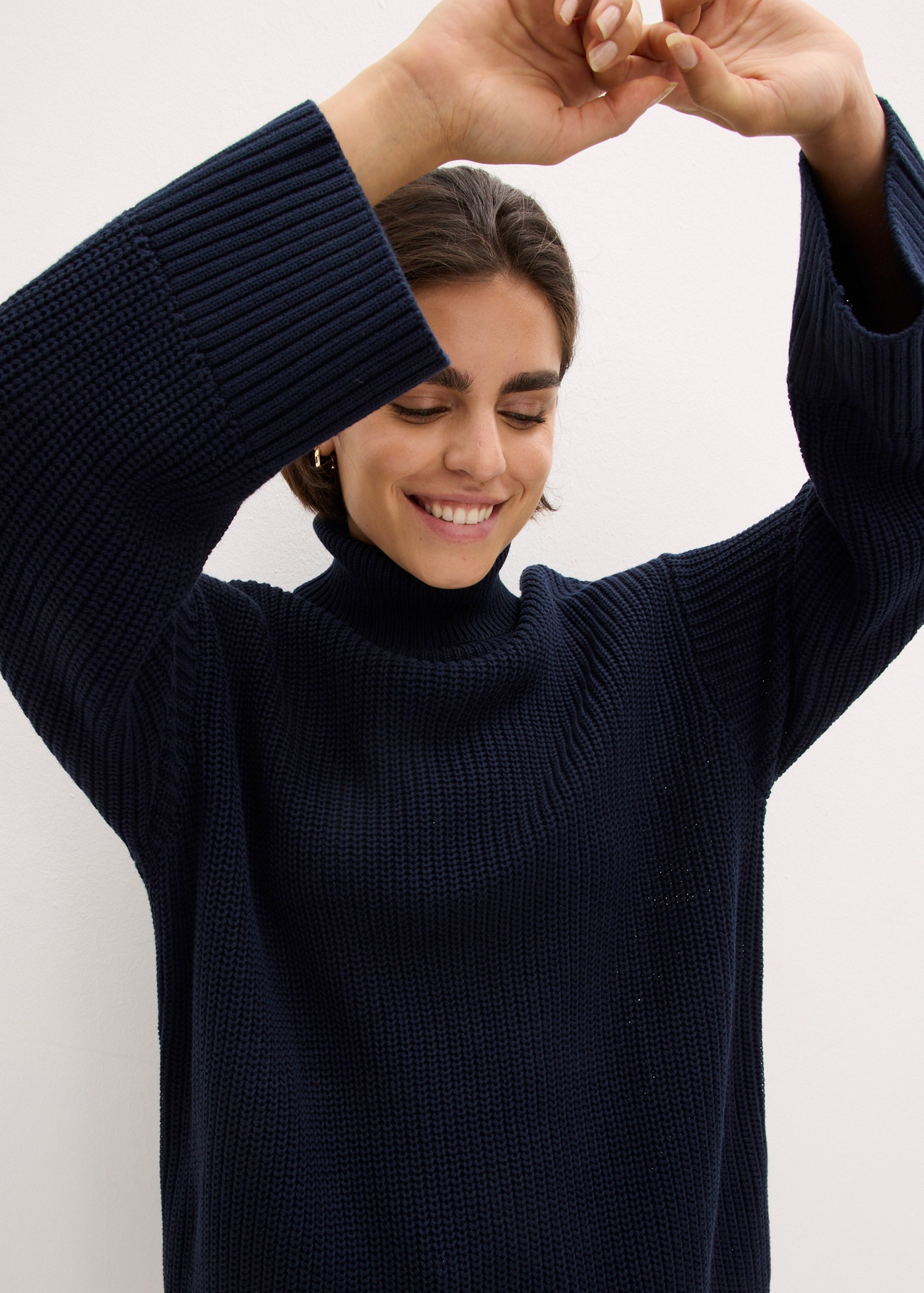 bonprix Rollkragenpullover »Oversize-Rollkragenpullover aus Baumwoll-Mix«, Oversize-Rollkragenpullover aus Baumwoll-Mix
