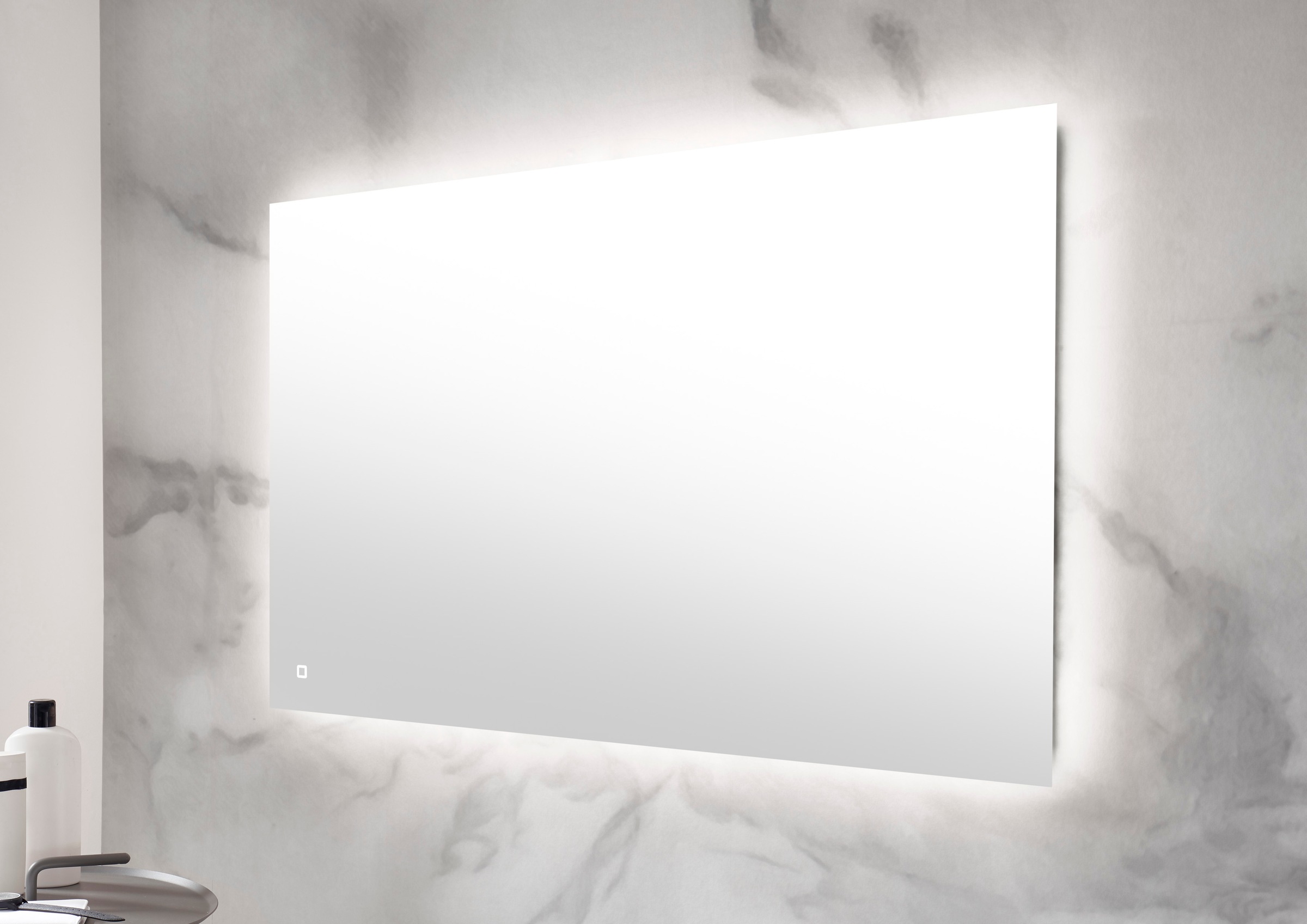 PLACES OF STYLE Badmöbel-Set »Studio Line, Bad im modernen Design, 2-teiliges Badezimmer« in 2 Farben und 2 Spiegelformen lieferbar, 2 Stk. tlg.