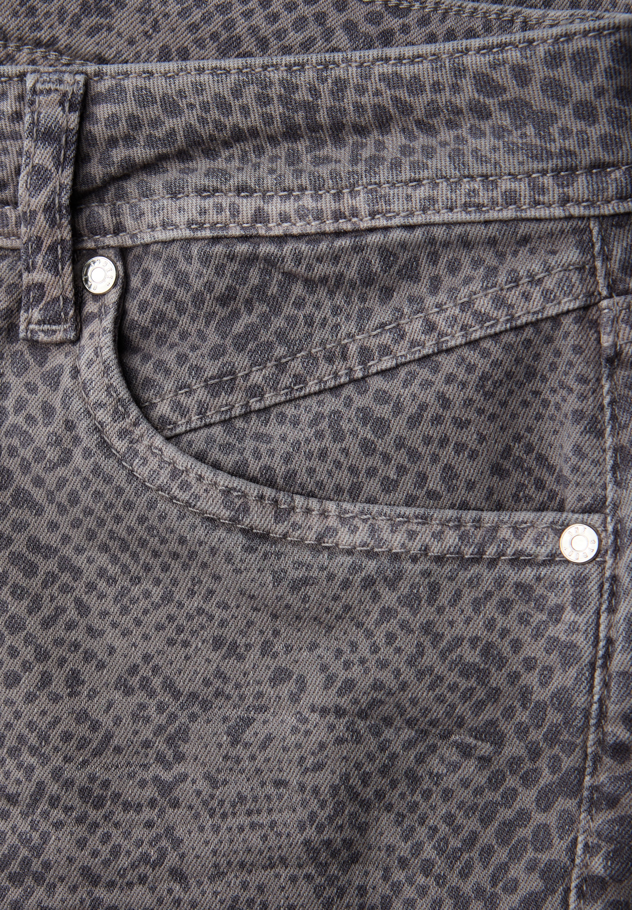 STREET ONE Jeans à 5 poches Graue Waschung, trendiger Snake Print