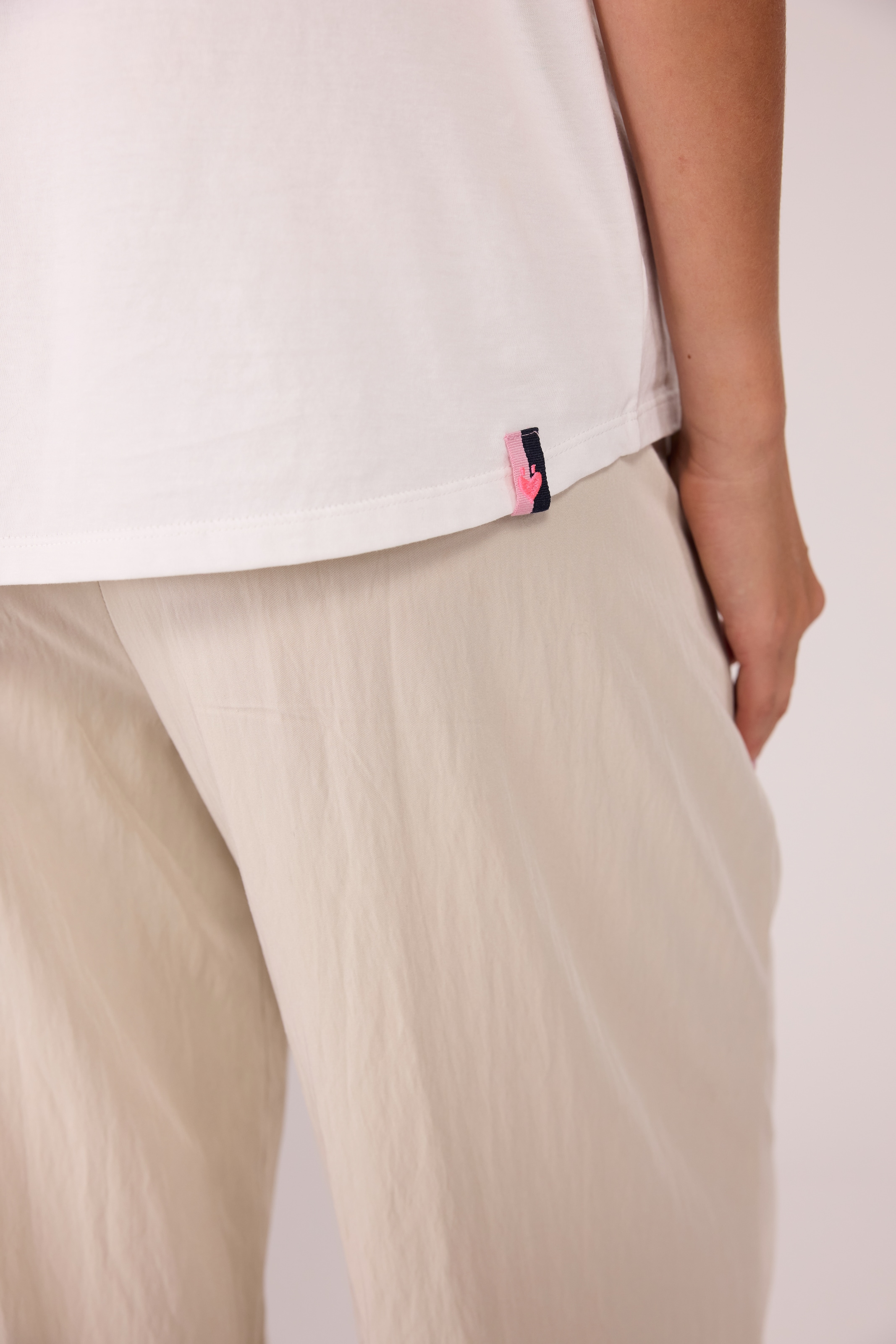 Lieblingsstück Rundhalsshirt »DavyL«, mit Blumendruck und Pailletten