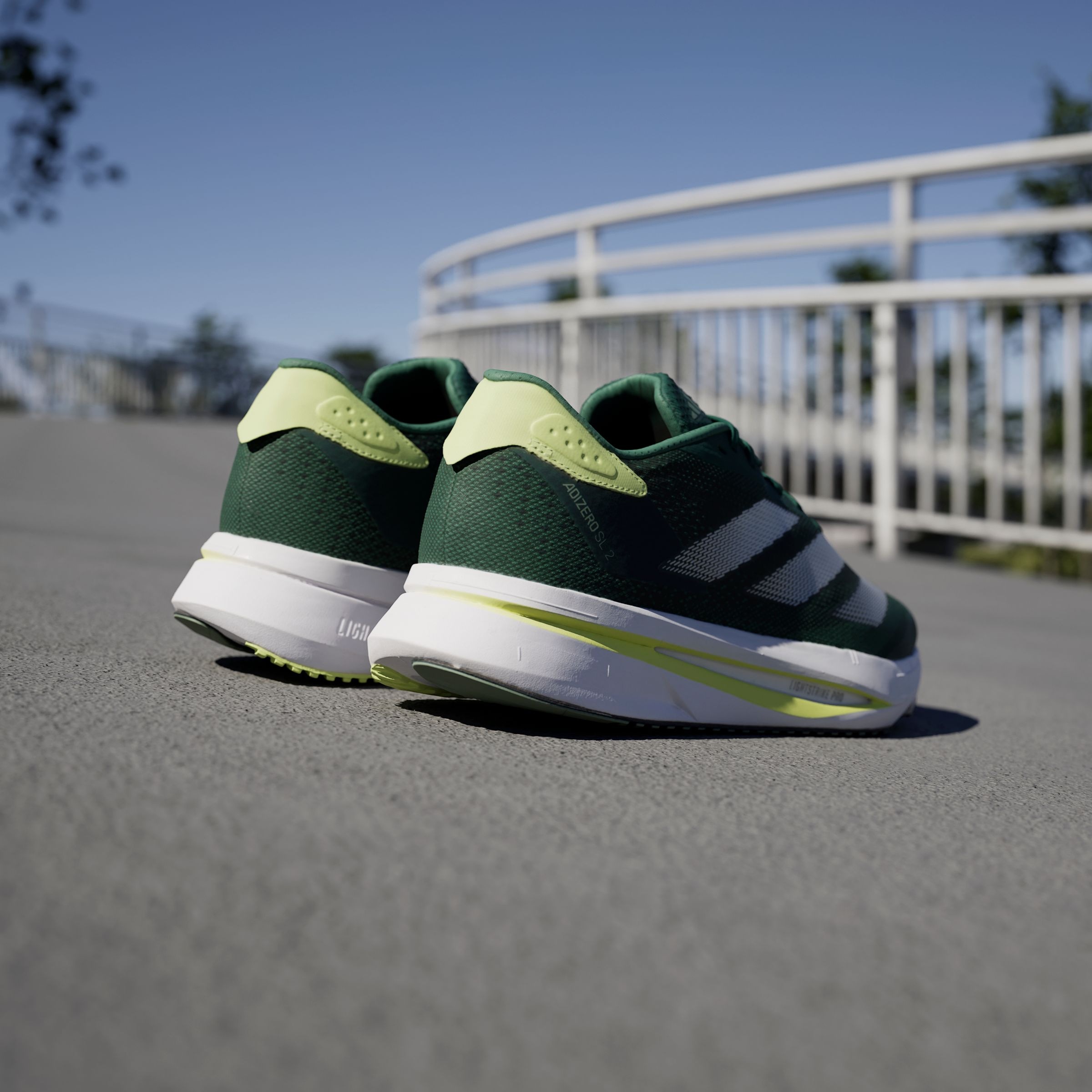adidas Performance Laufschuh »ADIZERO SL2«
