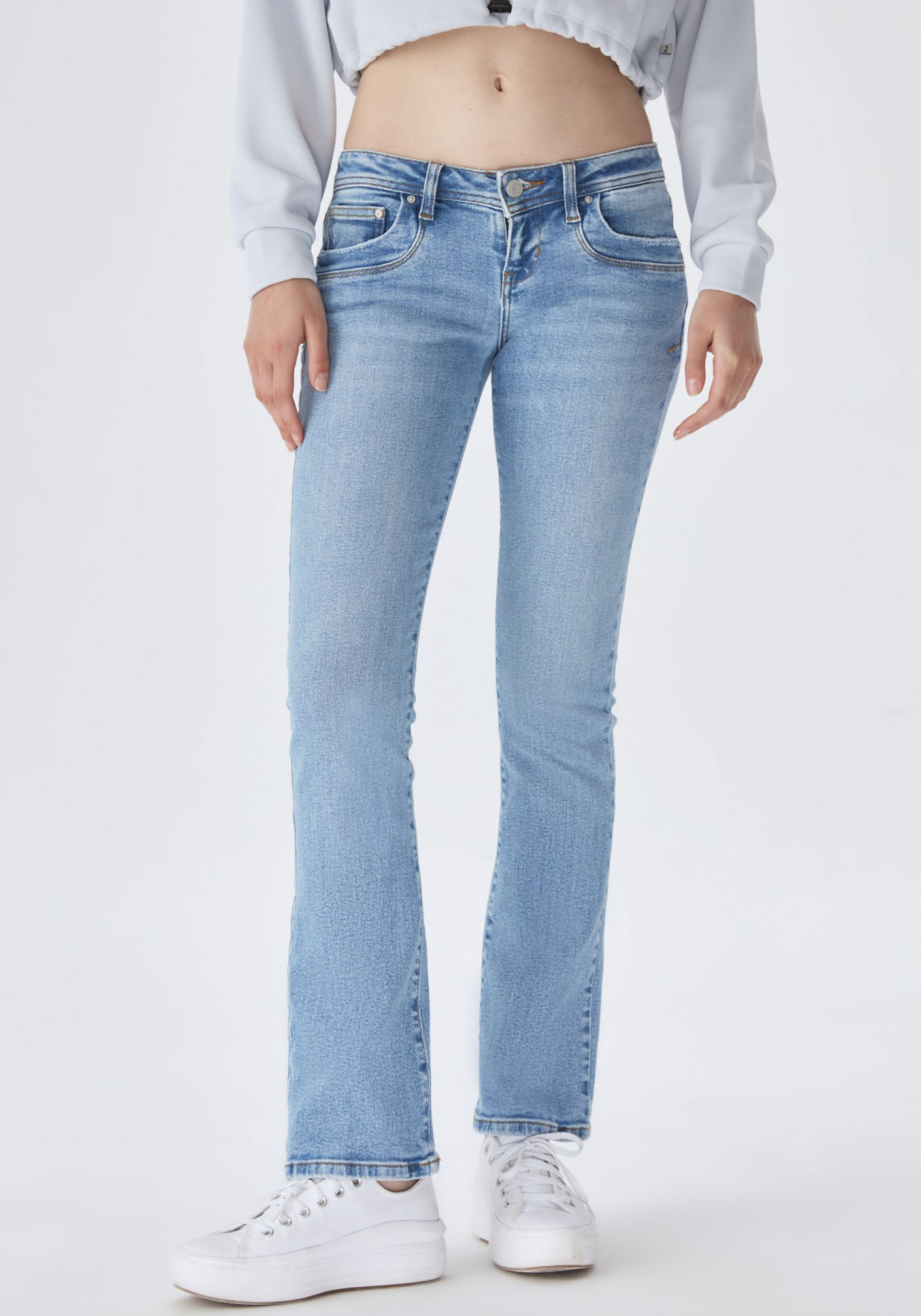 Bootcut-Jeans »VALERIE«, in cleaner Waschung mit Stretch
