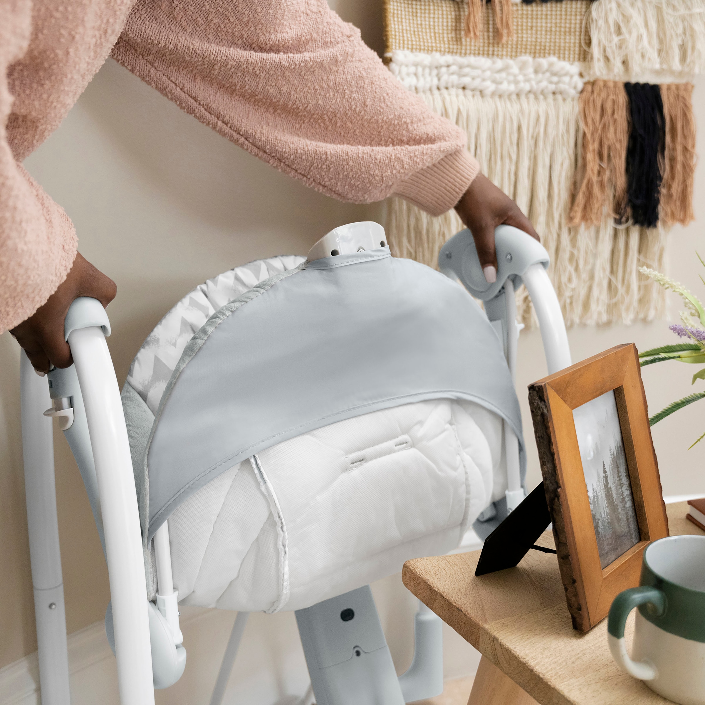 ingenuity Balançoire bébé »ConvertMe Swing-2-Seat Portable Swing - Raylan« mit automatischer Schaukelfunktion und Sound-Effekt