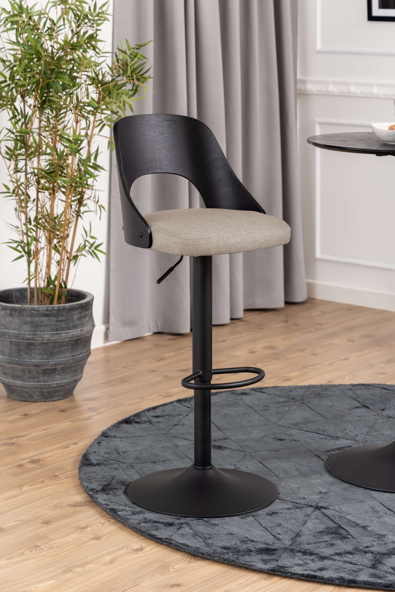 ACTONA GROUP Tabouret de bar »Lucy Barstuhl, Fussstütze, Drehbar, Höhenverstellbar,« tissu/placage, pied trompette, vérin à gaz, lot de 2