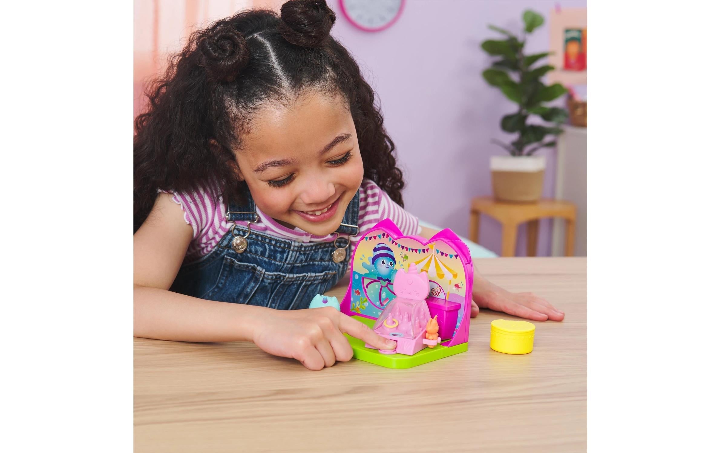 Spin Master Spielwelt »Gabby's Dollhouse Deluxe Room Carnival Cat Adventures«