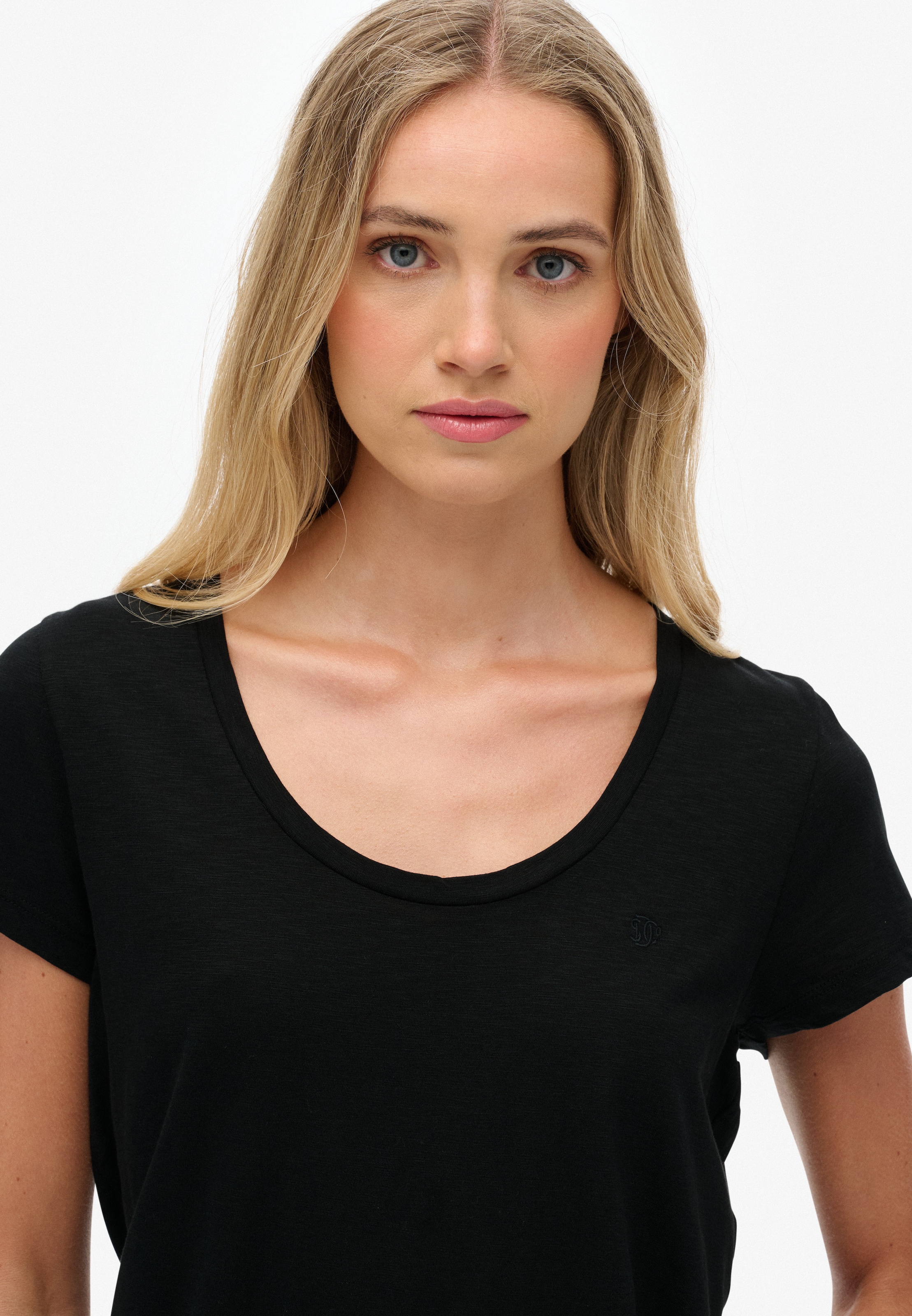 Superdry T-shirt »STUDIOS SCOOP NECK TEE«