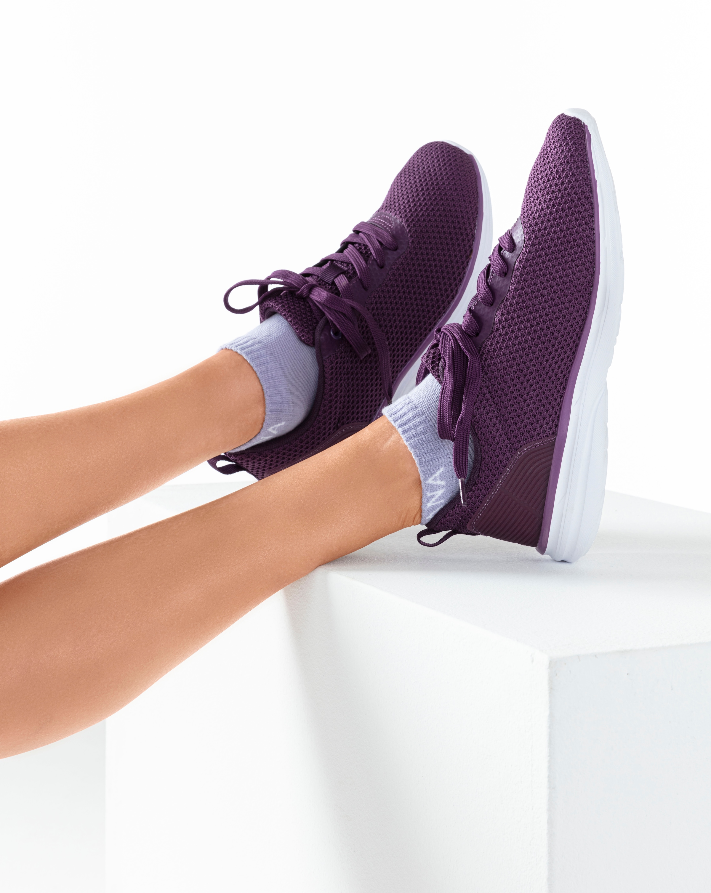 LASCANA ACTIVE Chaussettes de baskets Packung, 6 cuis tlg. mit eingestricktem Marken Logo