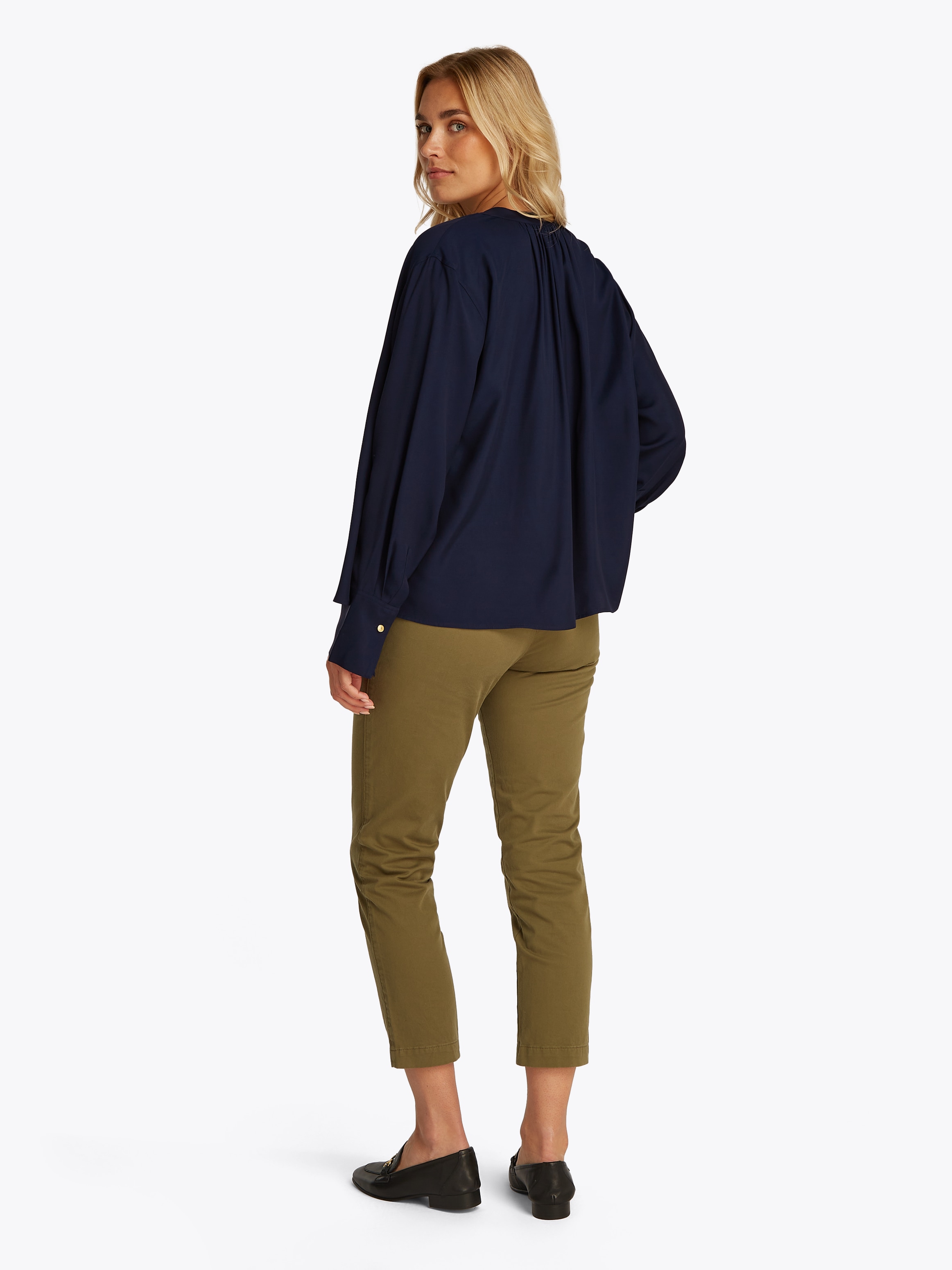 Tommy Hilfiger Curve Klassische Bluse »CRV SOFT VIS V NECK LS BLOUSE«, in Grossen Grössen, V-Ausschnitt