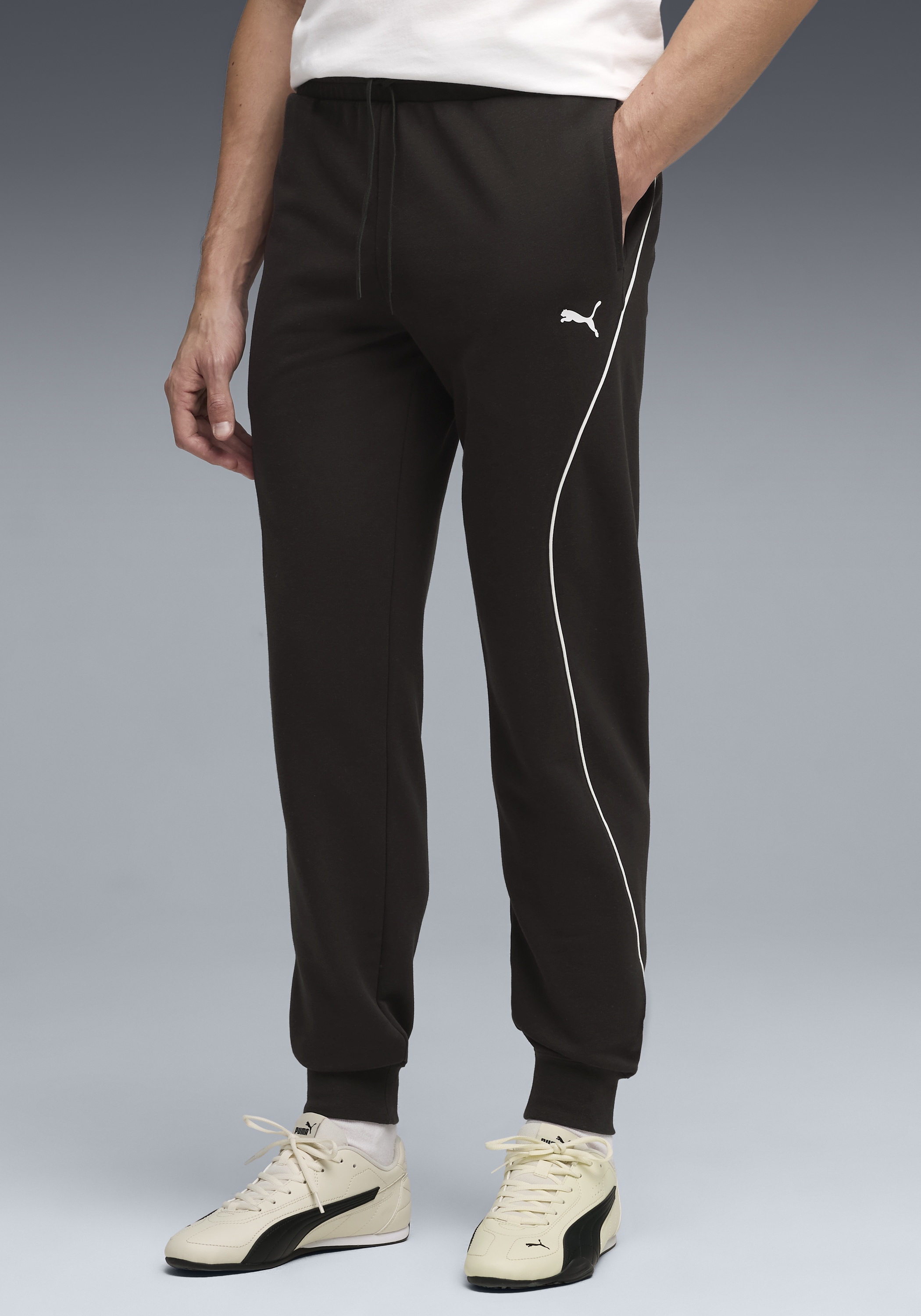Image of PUMA Trainingshose "SPORT SWEATPANTS TR CL" mit Eingrifftaschen, Regular Fit, für Erwachsene