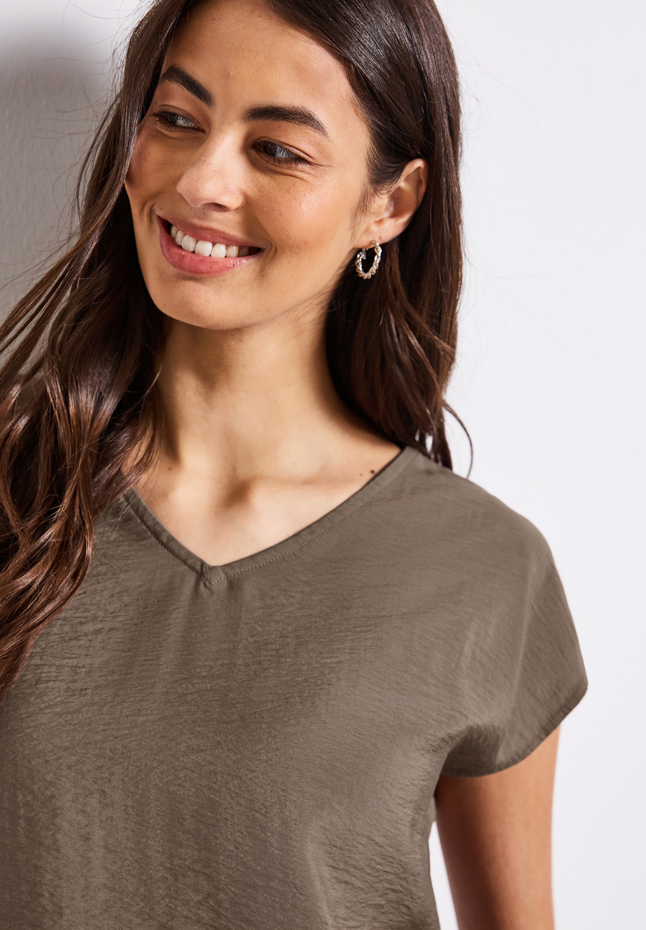STREET ONE Shirtbluse, mit V-Neck