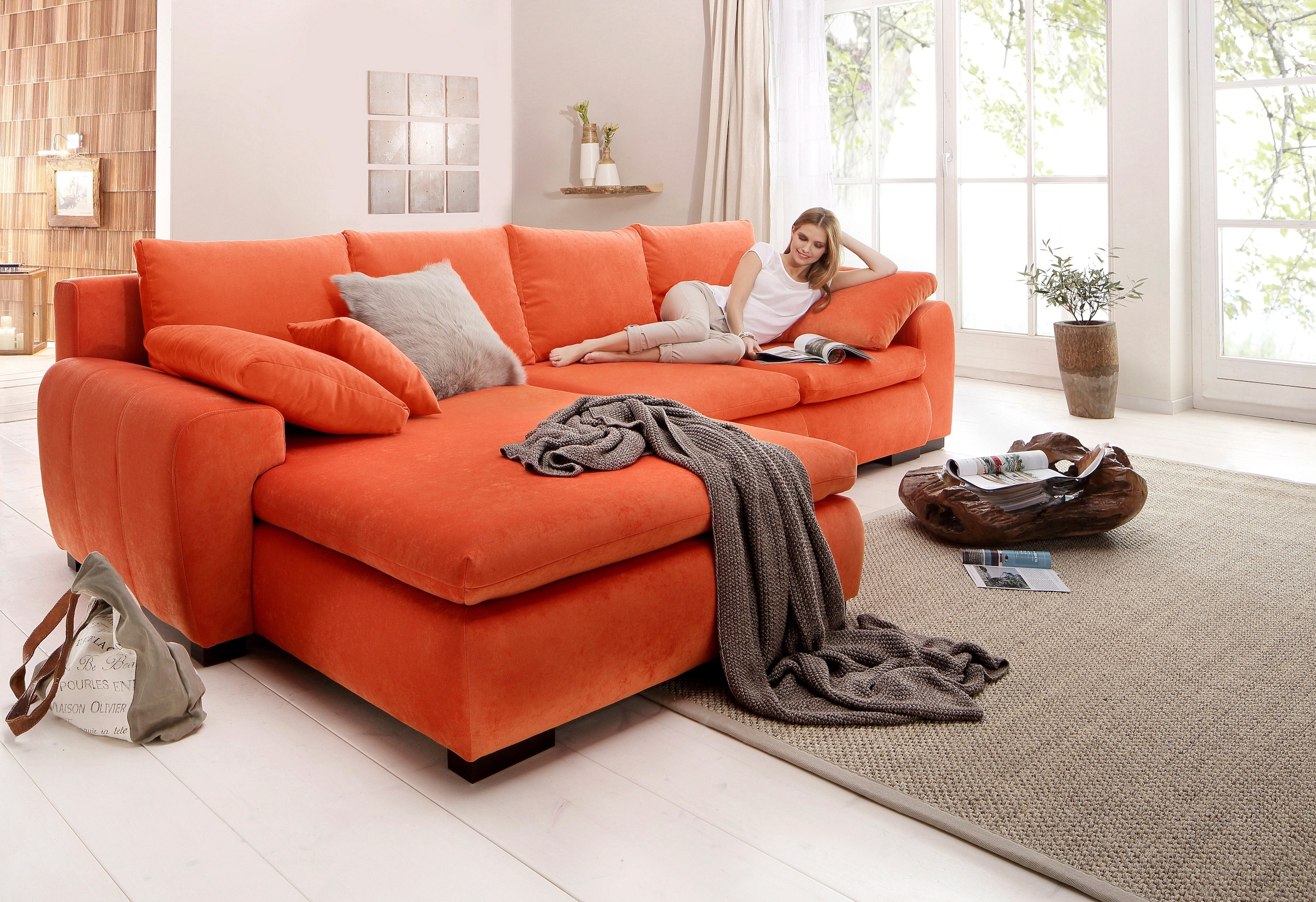 nachhaltiges Sofa in Orange