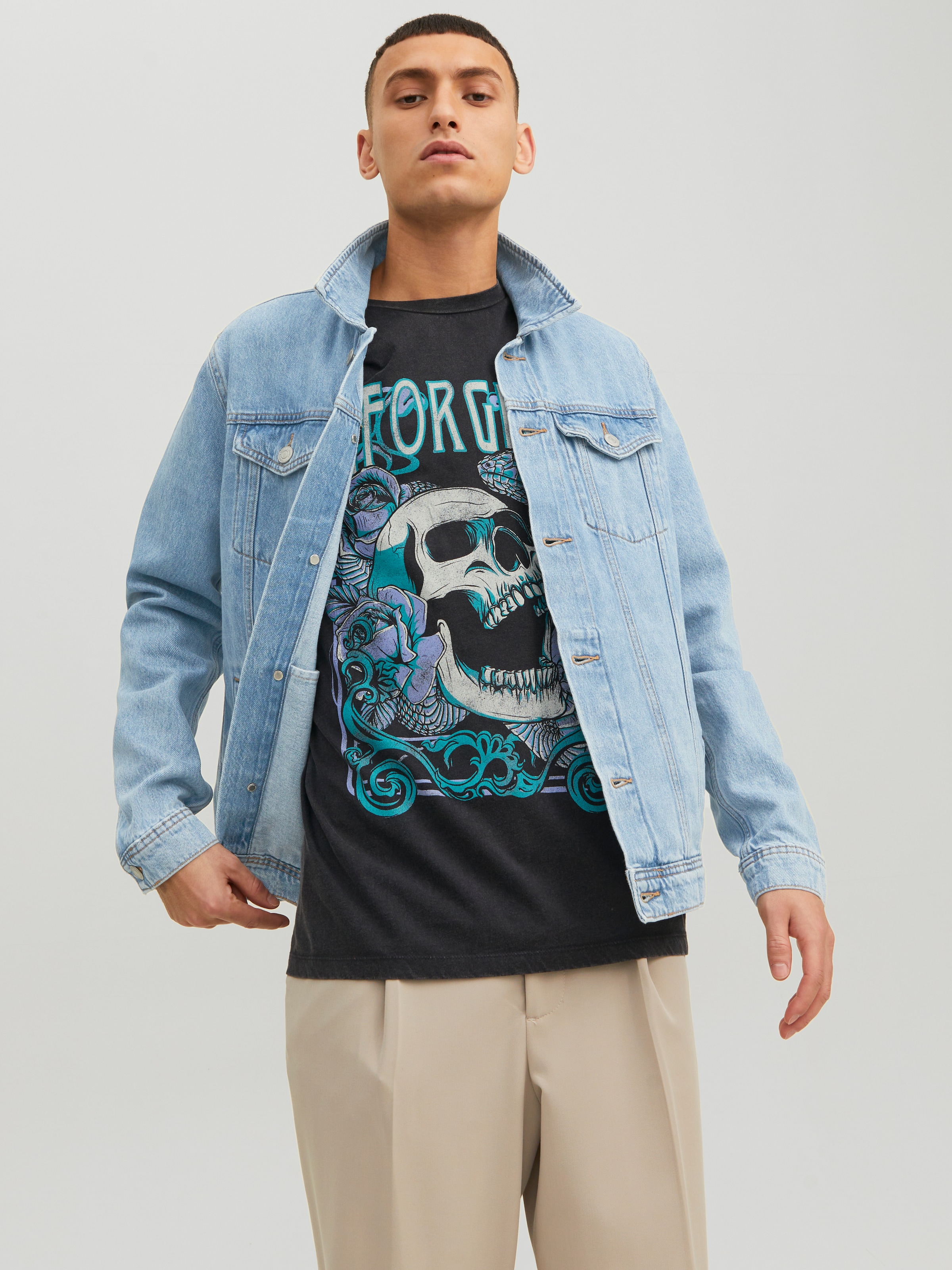 Image of Jack & Jones Jeansjacke "JJIJEAN Denimjacke, ideal für Frühling, mit Knopfleiste und Taschen" Abriebeffekte, modisch, regular fit, Baumwolle