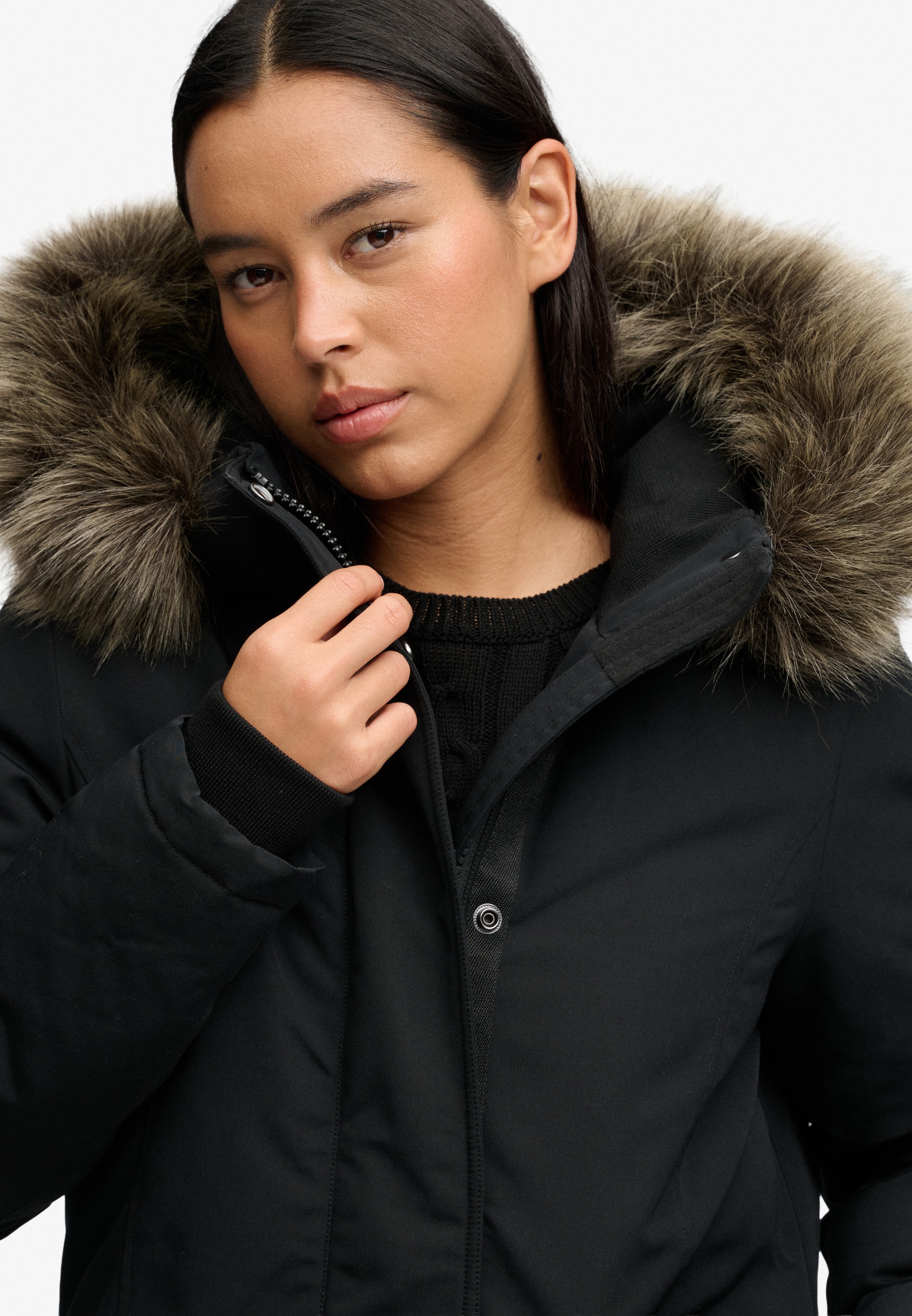 Superdry Parka »HOODED EVEREST PARKA JACKET« avec capuche Kunstfaser, relaxed fit