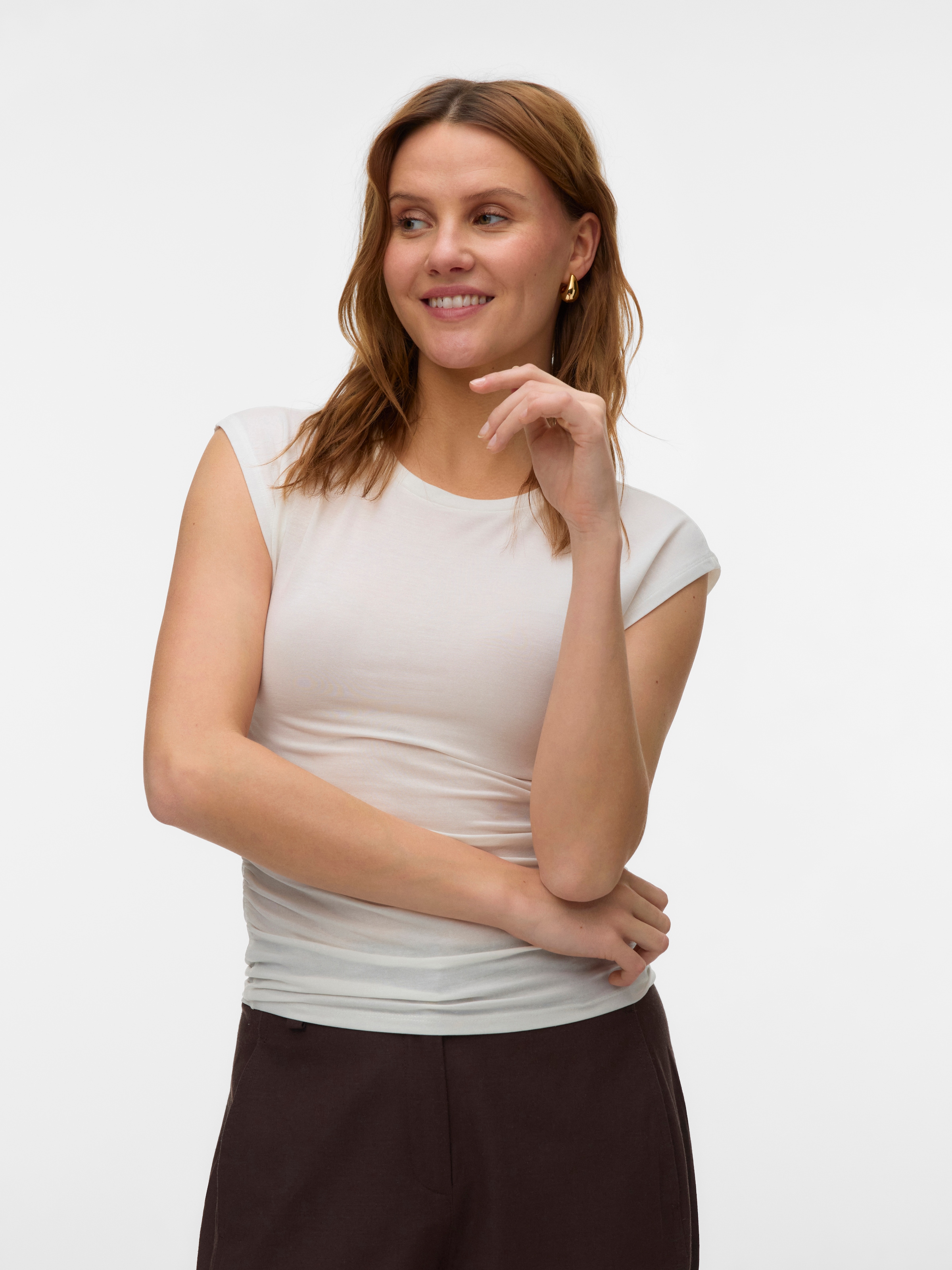 Image of Vero Moda Rundhalsshirt "VMAVASARAH SL TOP JRS NOOS" Materialmix, seitlich gerafft