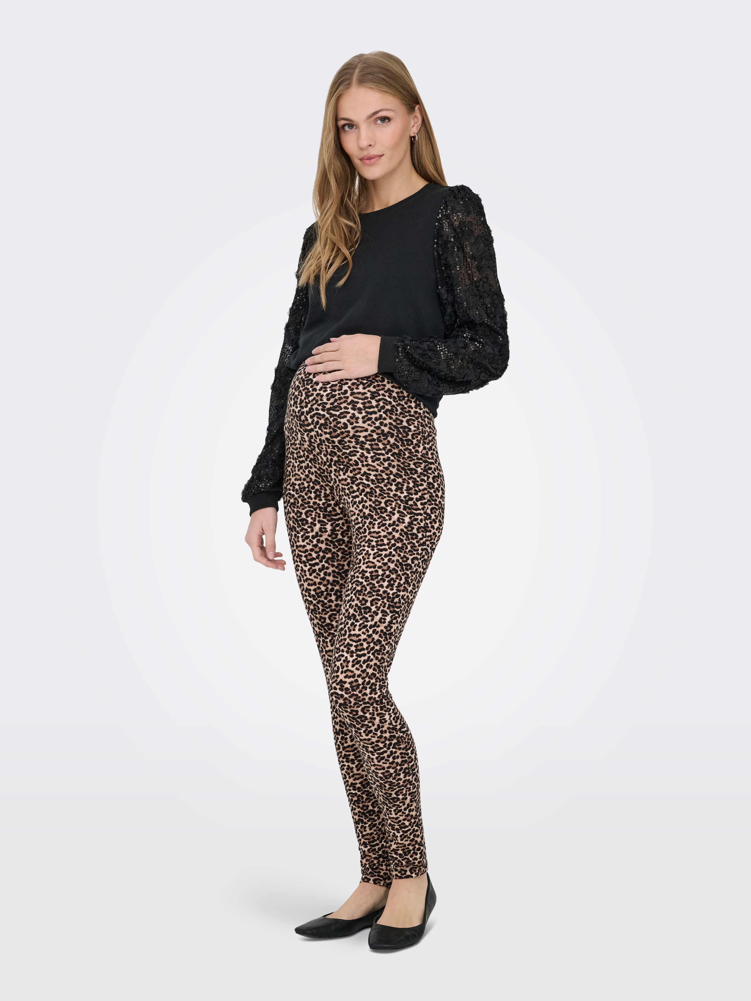 ONLY MATERNITY Leggings de maternité »OLMLOVELY NEW LEGGING 2PCK AOP JRS NOOS«