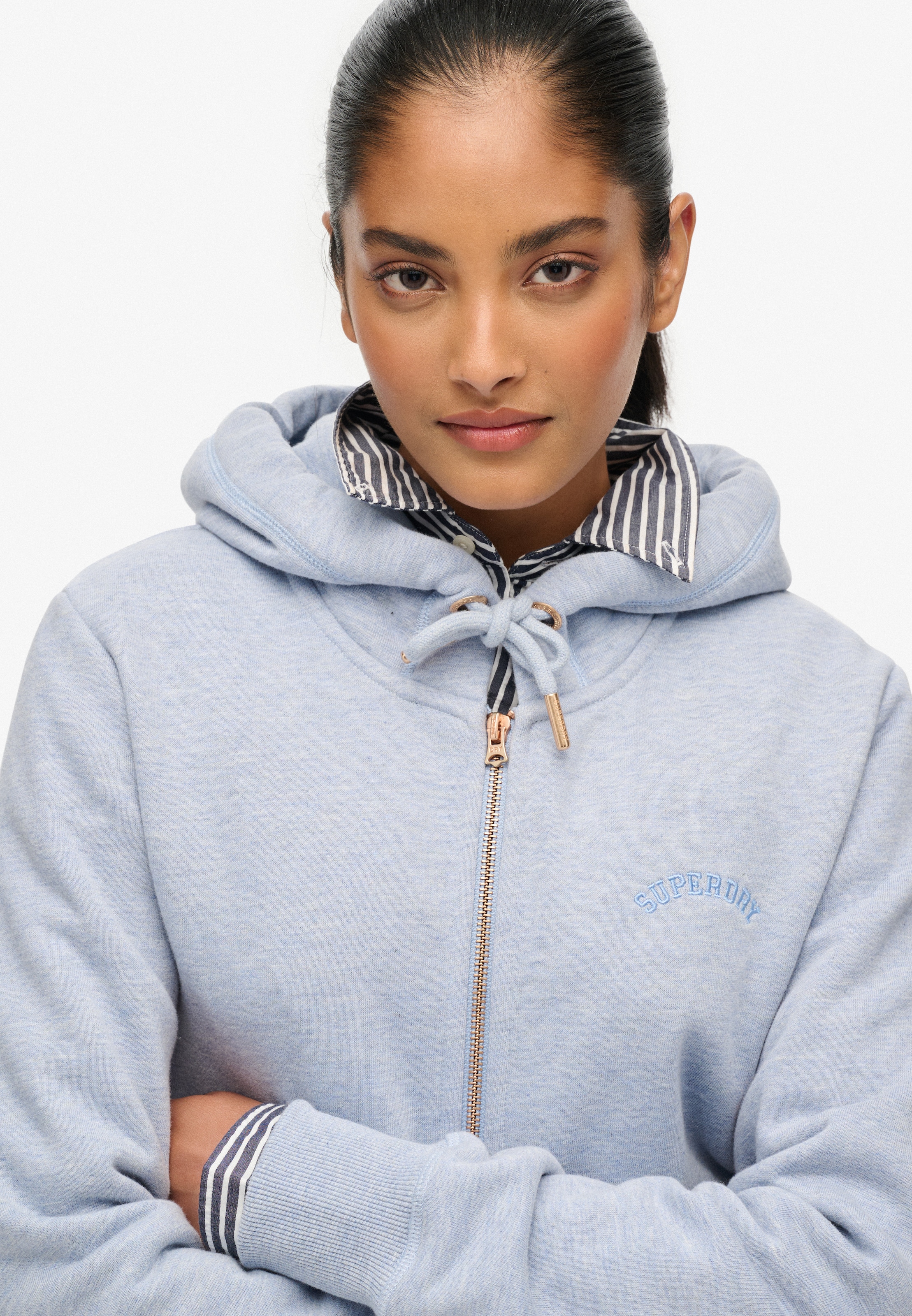 Superdry Kapuzensweatjacke »ESSENTIAL LOGO ZIPHOOD HB«